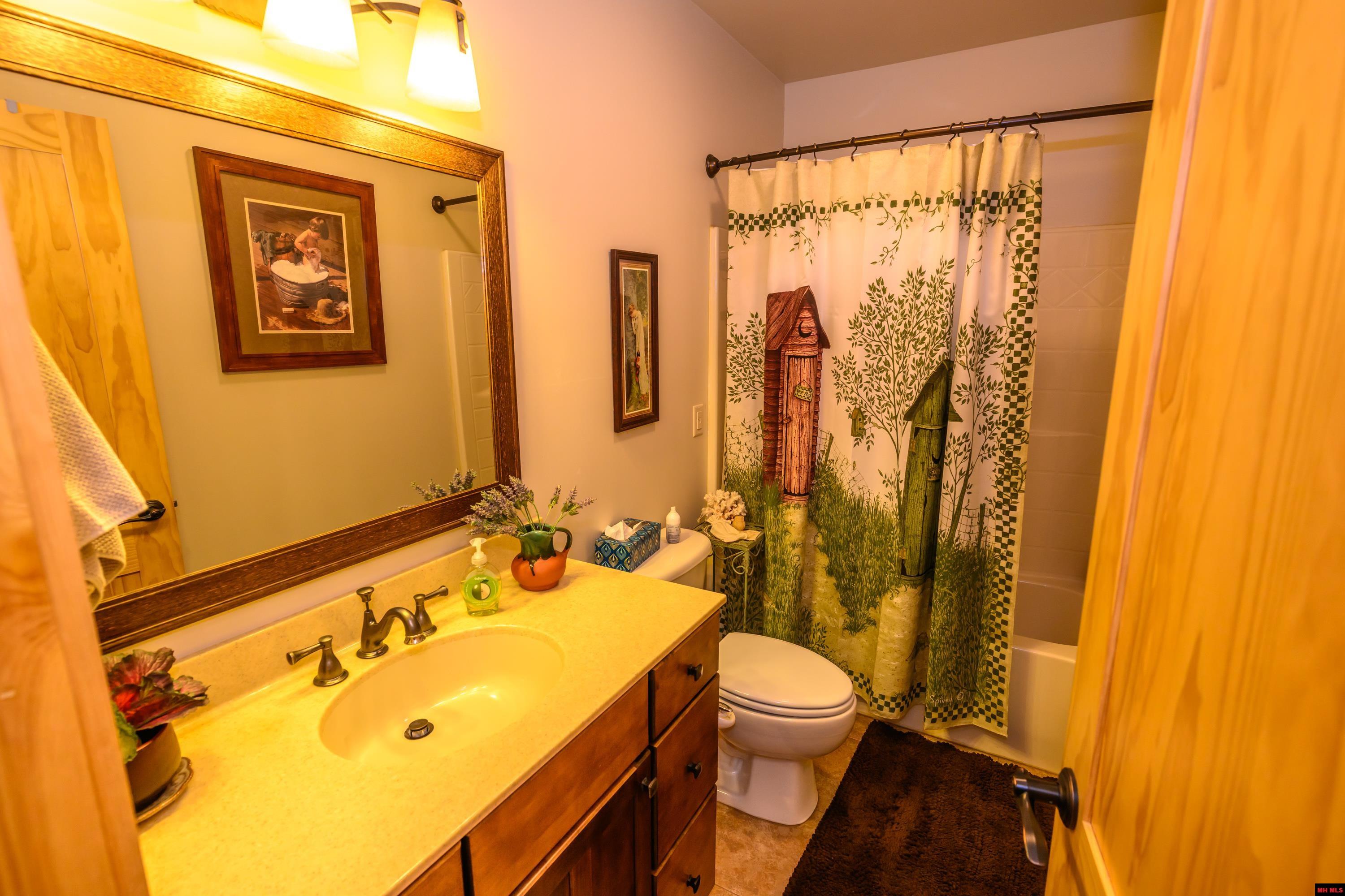 706 BLACKJACK TRAIL Mountain Home, AR