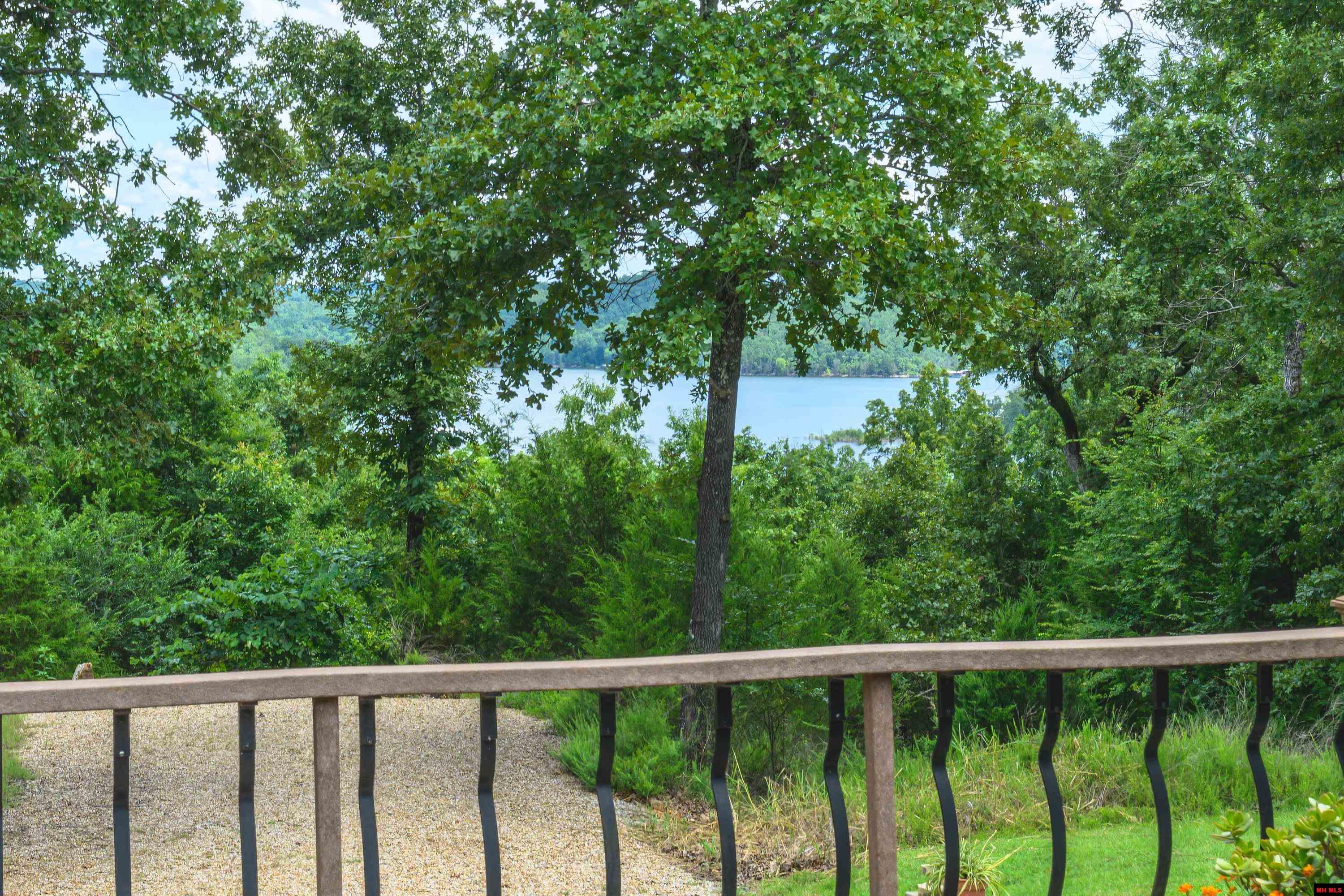 706 BLACKJACK TRAIL Mountain Home, AR