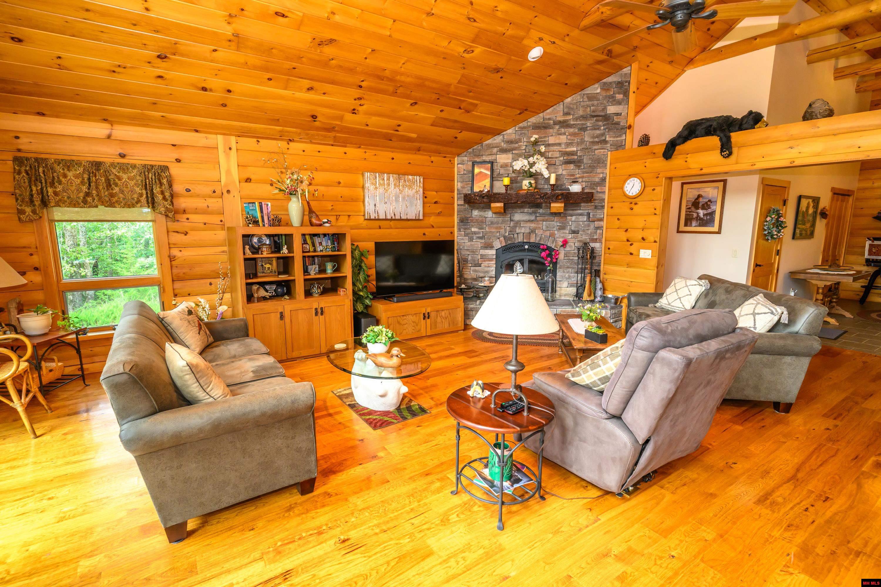 706 BLACKJACK TRAIL Mountain Home, AR
