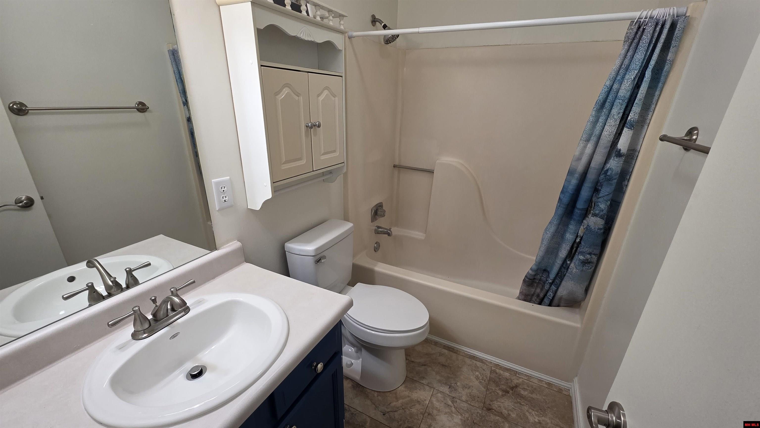 207 N 2ND STREET Flippin, AR 72634