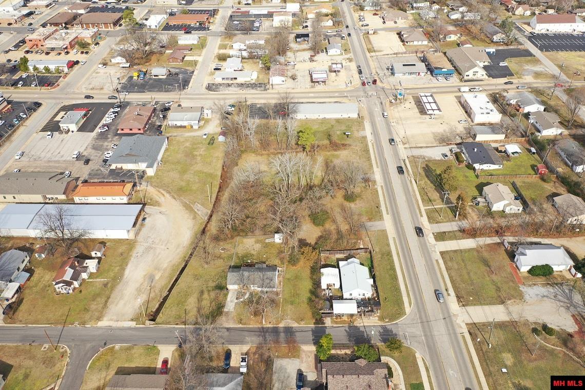 007-14606-000 S College Street