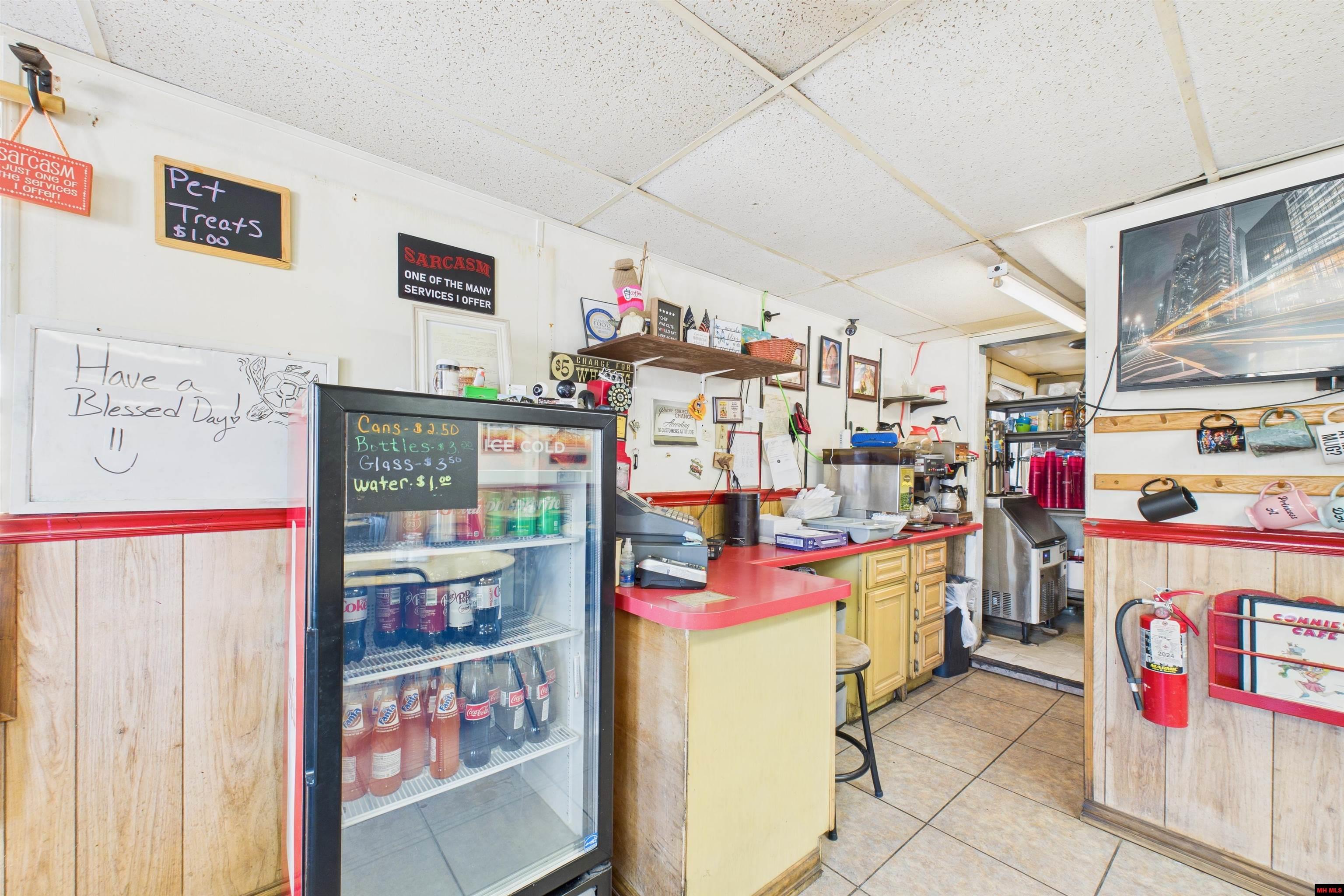 1603 Central Boulevard