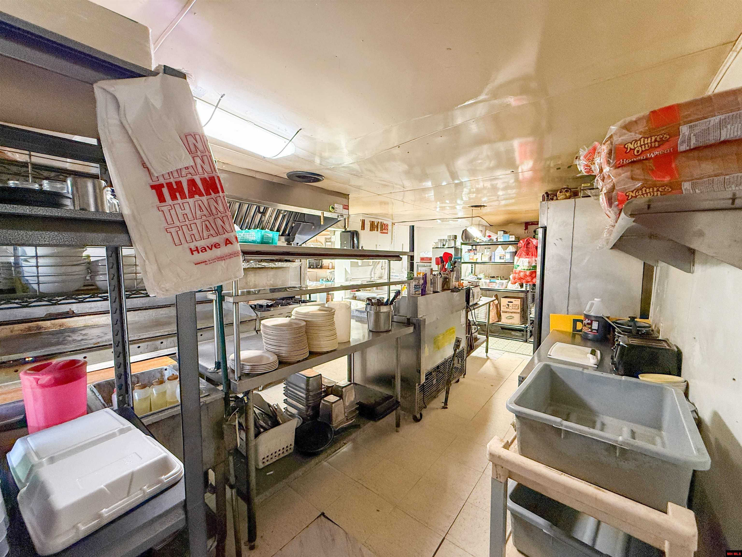 1603 Central Boulevard