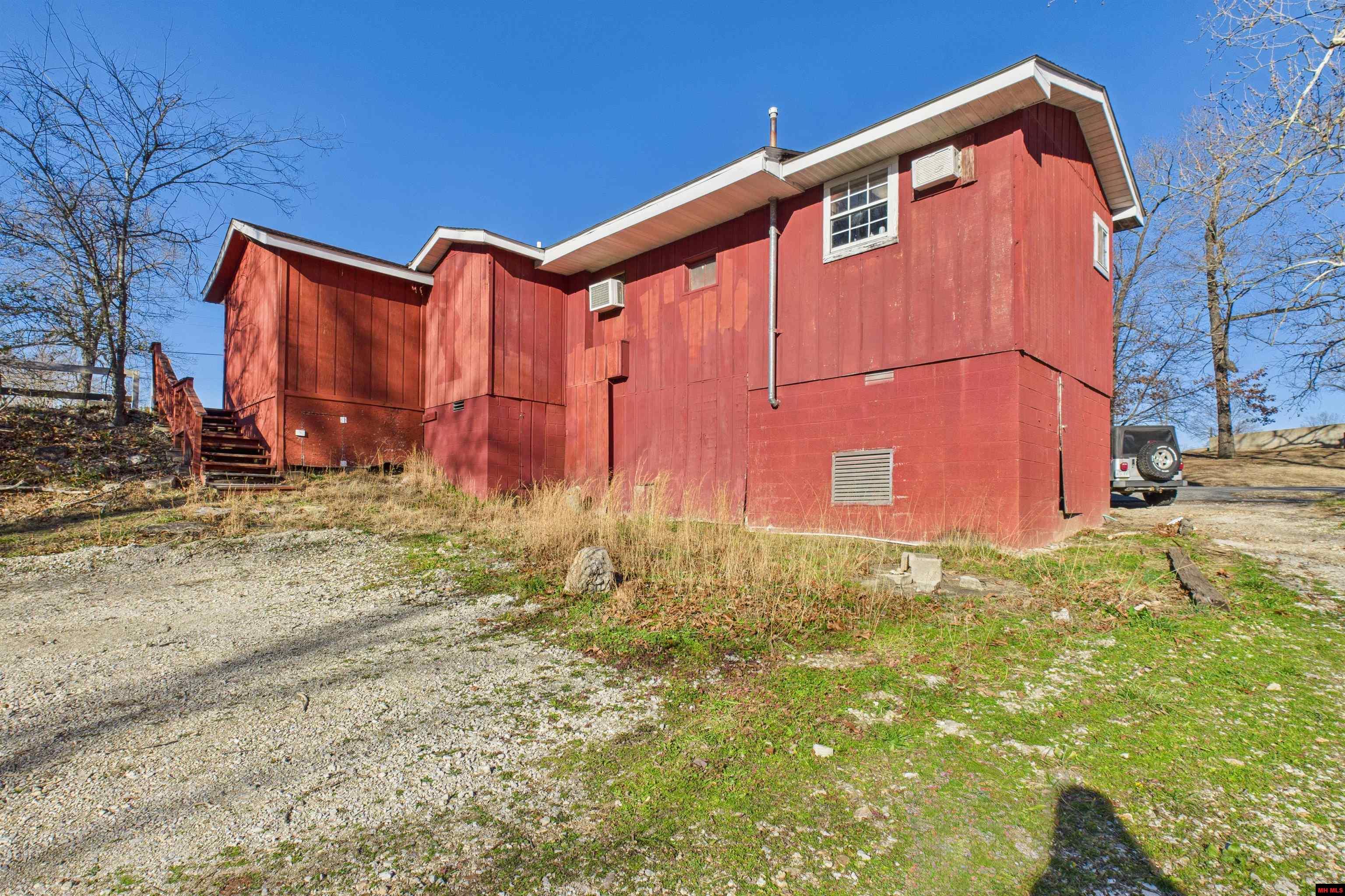 1603 Central Boulevard