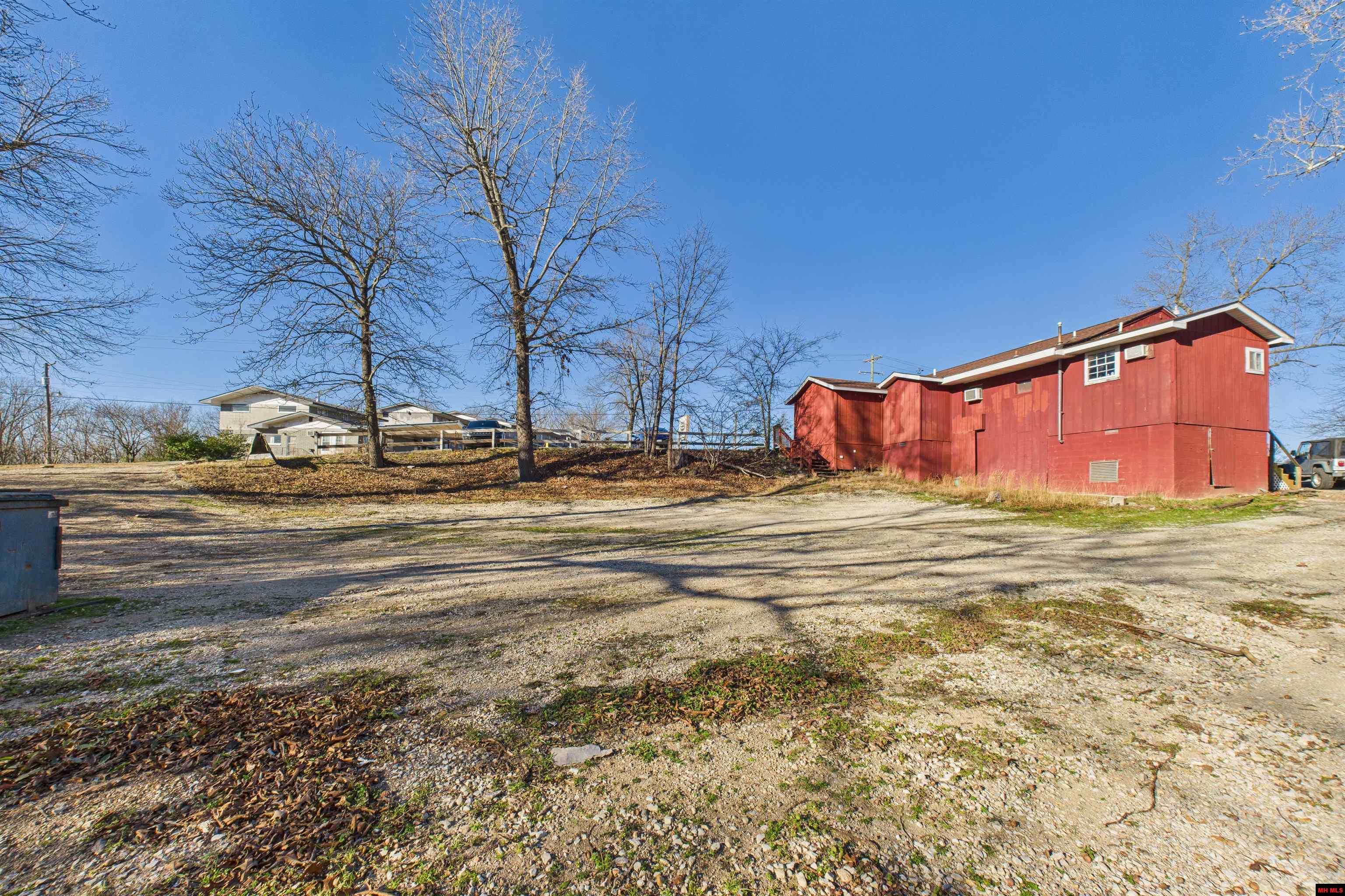 1603 Central Boulevard