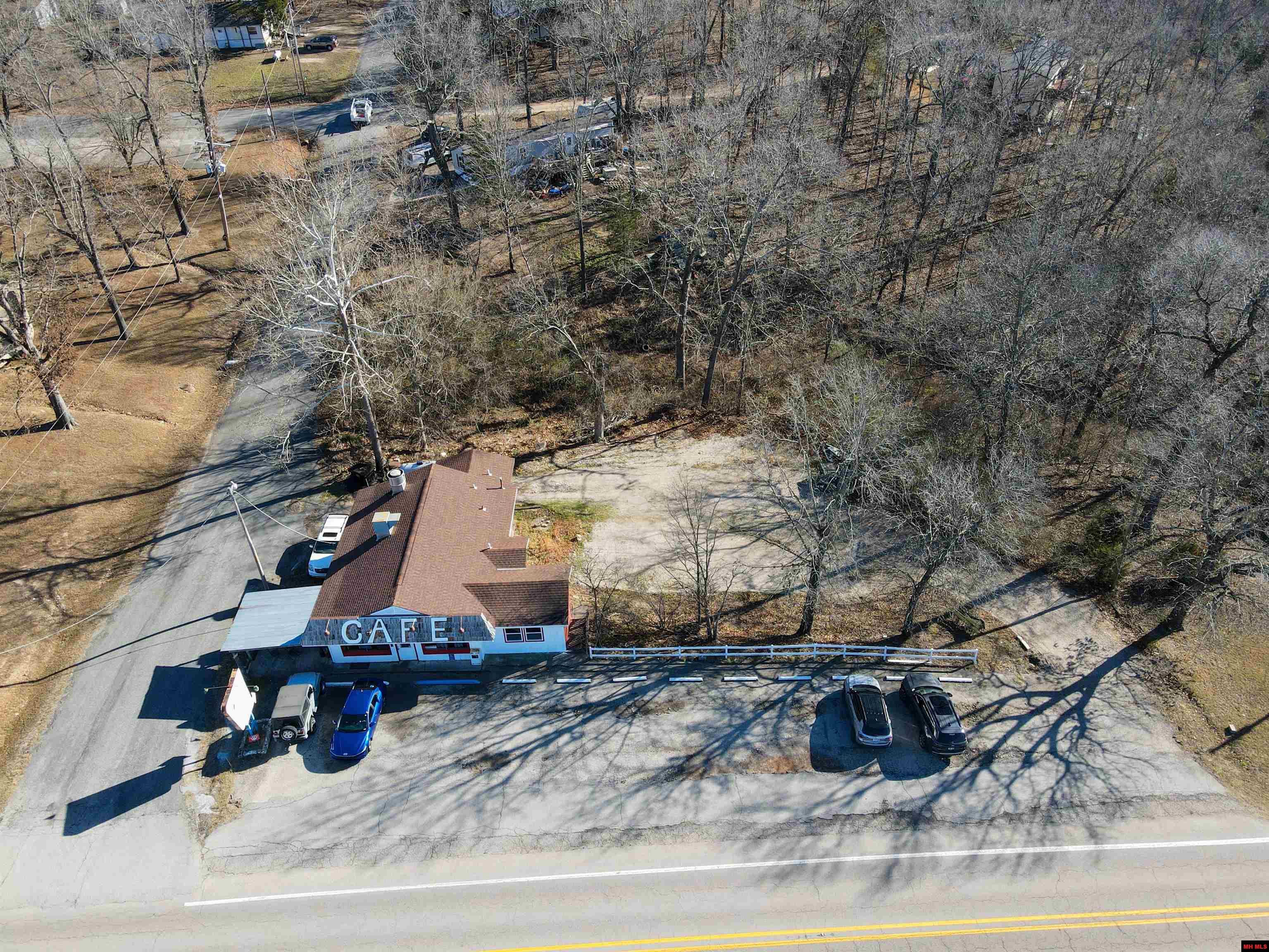 1603 Central Boulevard