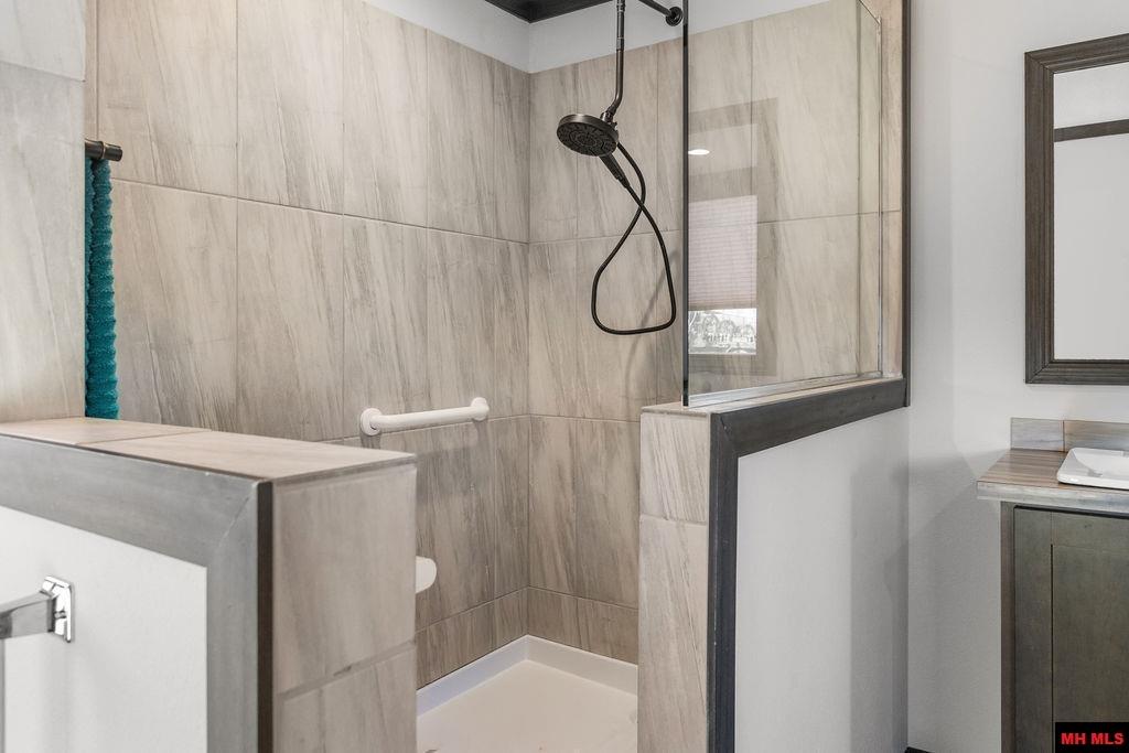 376 PEBBLECREEK DRIVE Mountain Home, AR