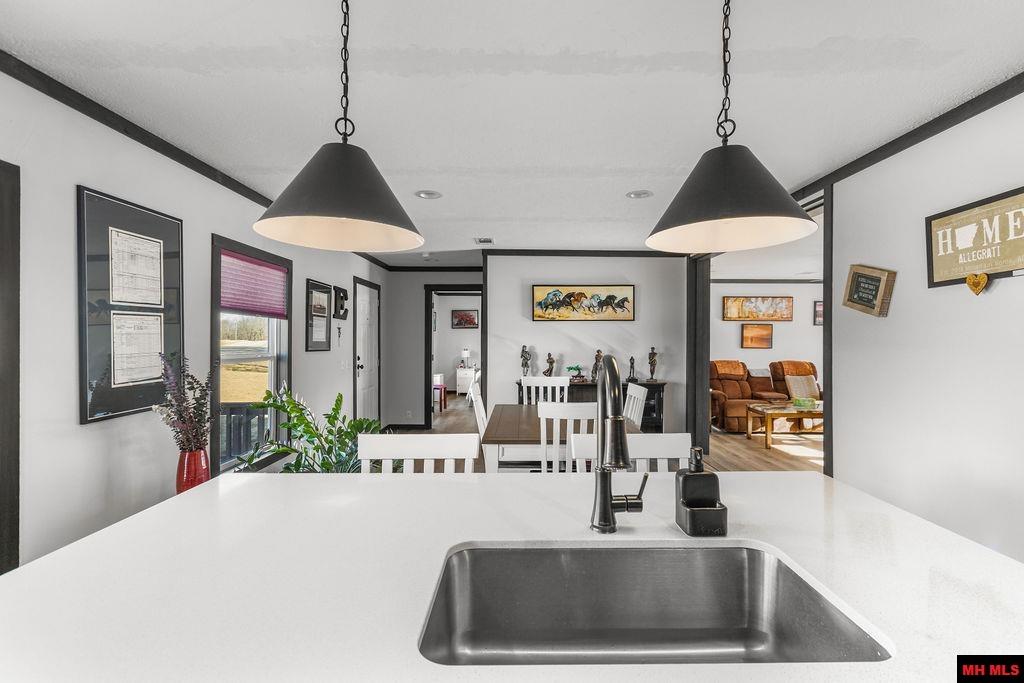 376 PEBBLECREEK DRIVE Mountain Home, AR