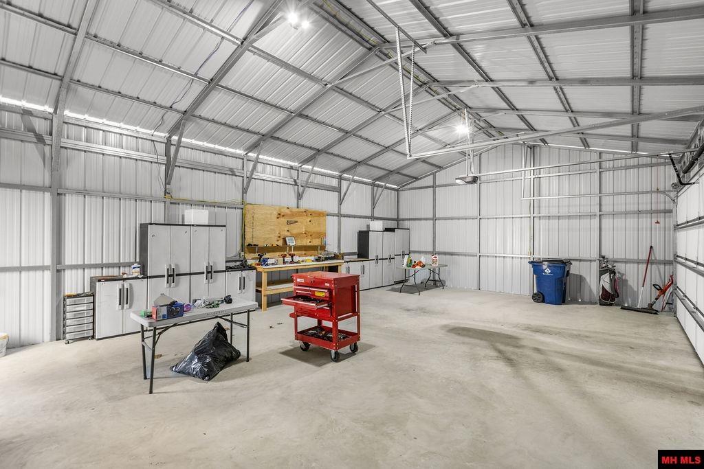 376 PEBBLECREEK DRIVE Mountain Home, AR