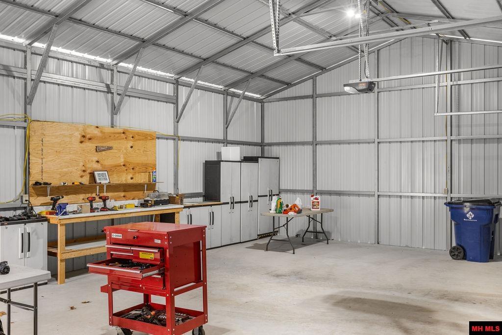 376 PEBBLECREEK DRIVE Mountain Home, AR