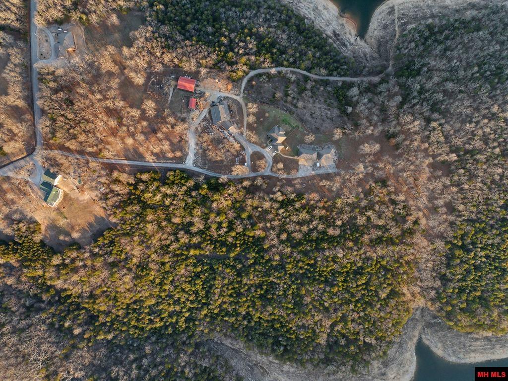 397-00001-005 Burggraf Trail