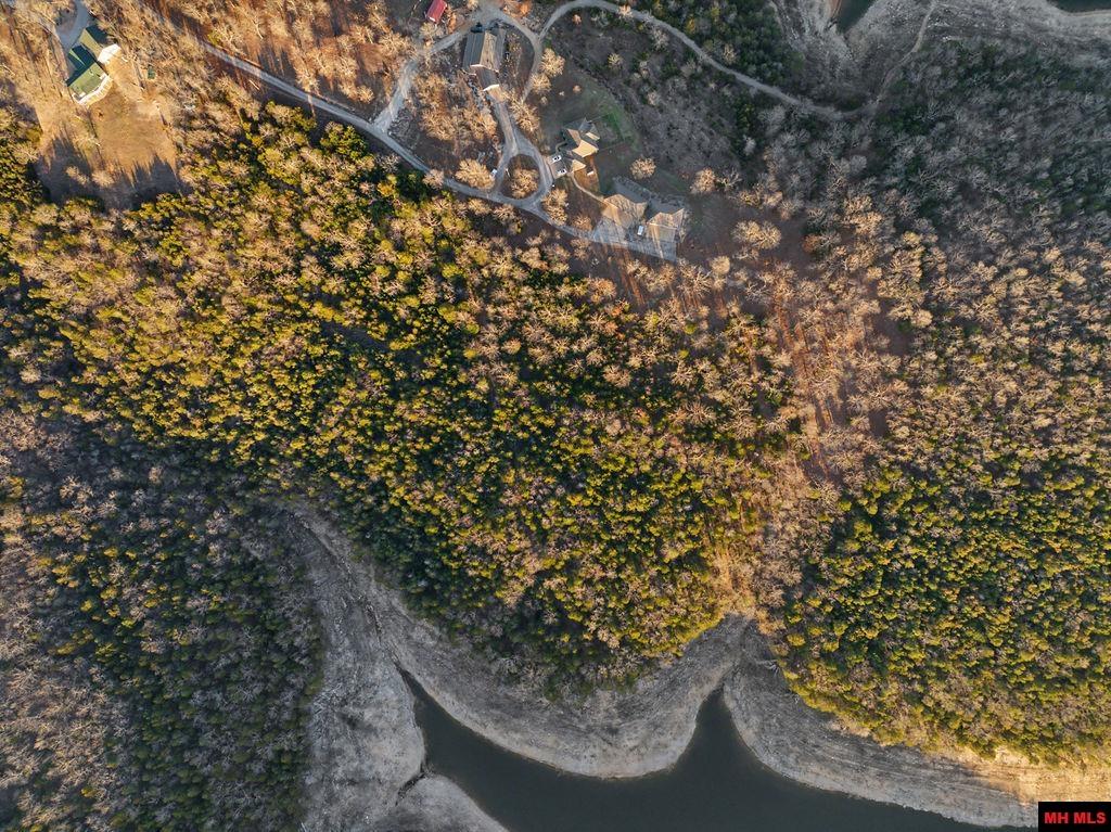 397-00001-005 Burggraf Trail