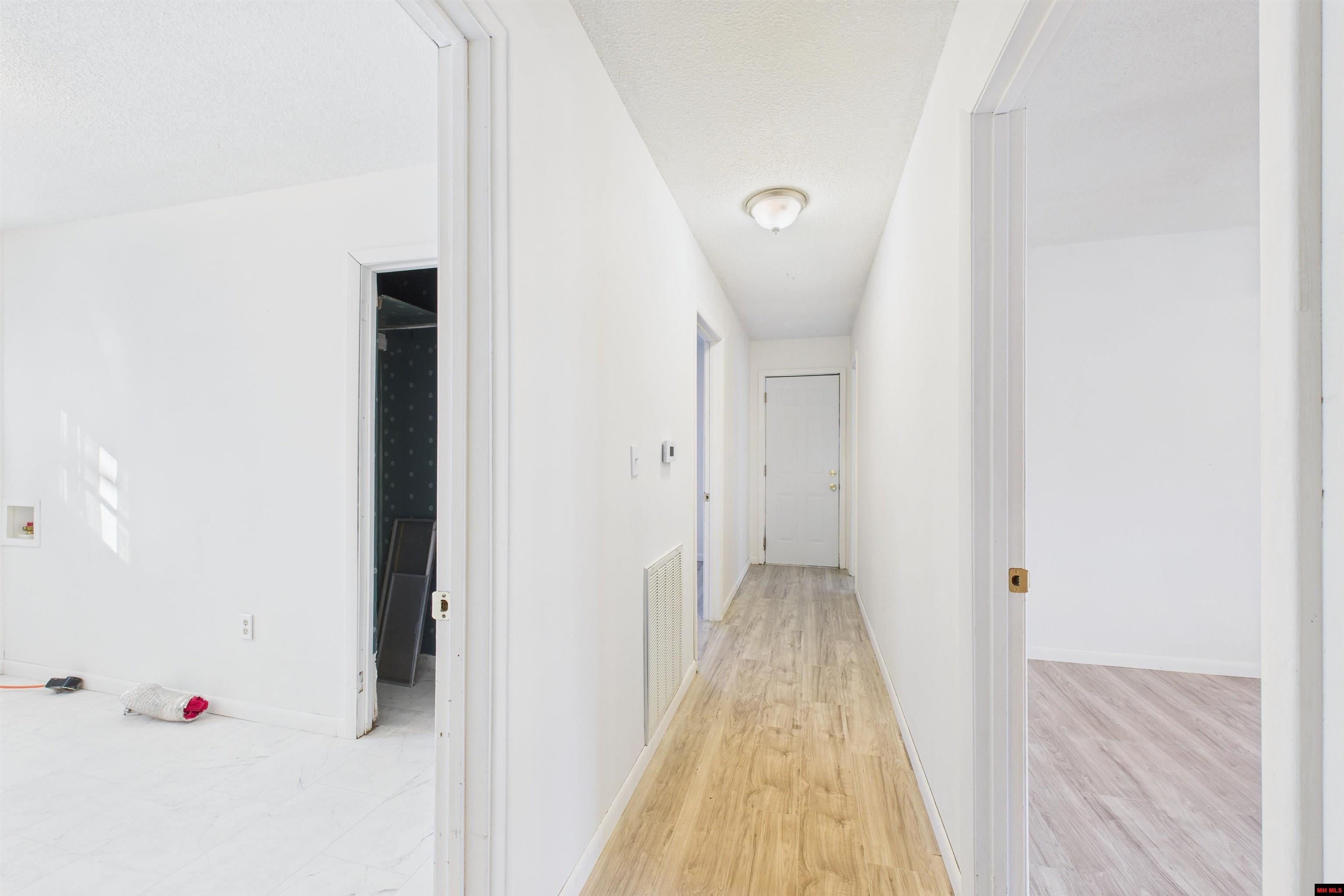 608 ESTES AVENUE Yellville, AR