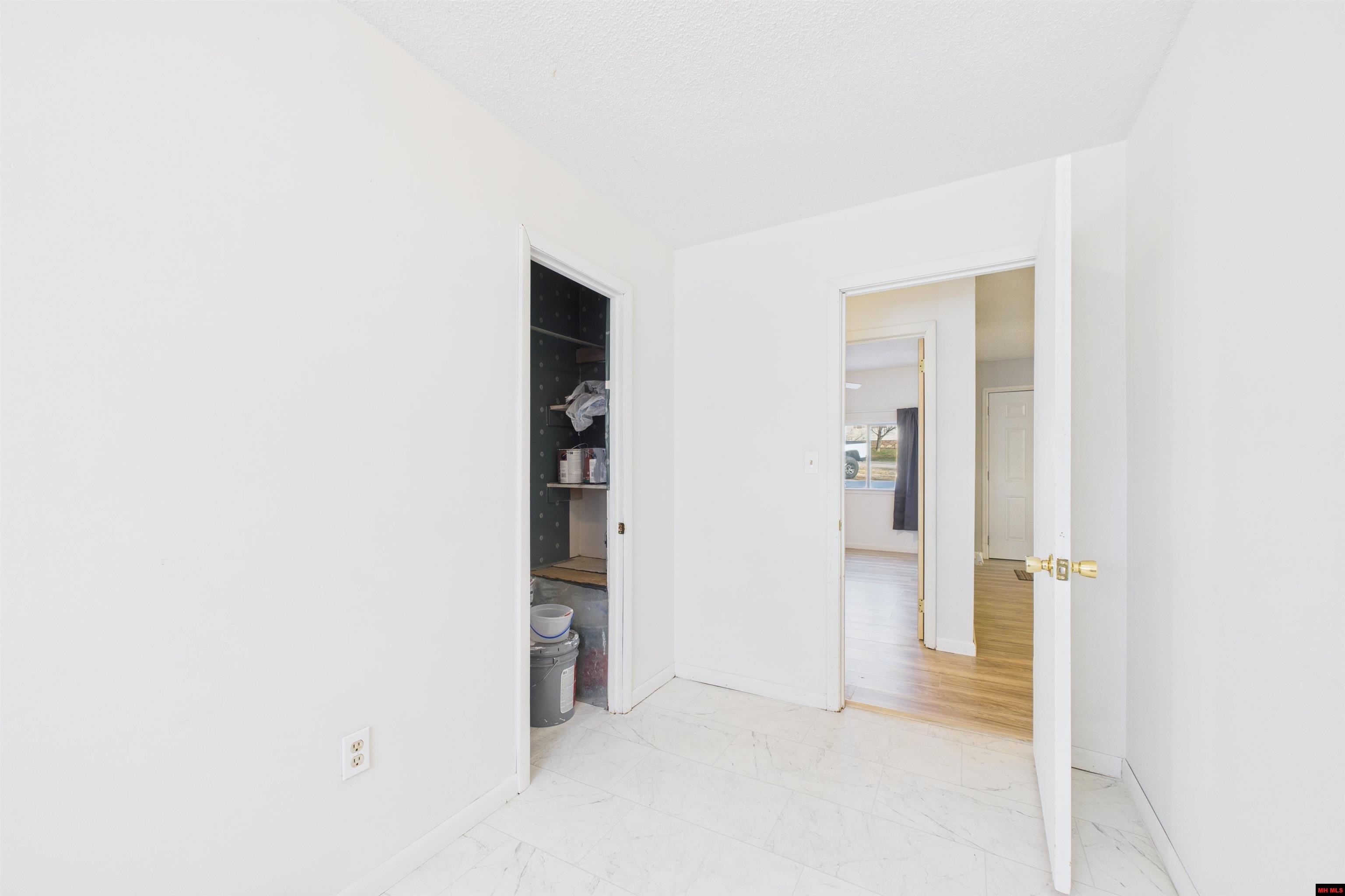 608 ESTES AVENUE Yellville, AR