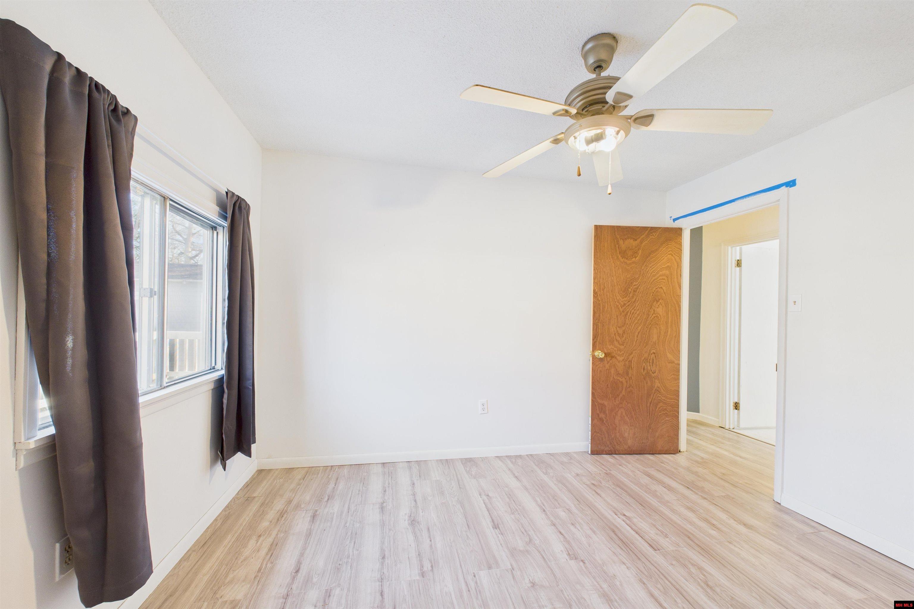 608 ESTES AVENUE Yellville, AR