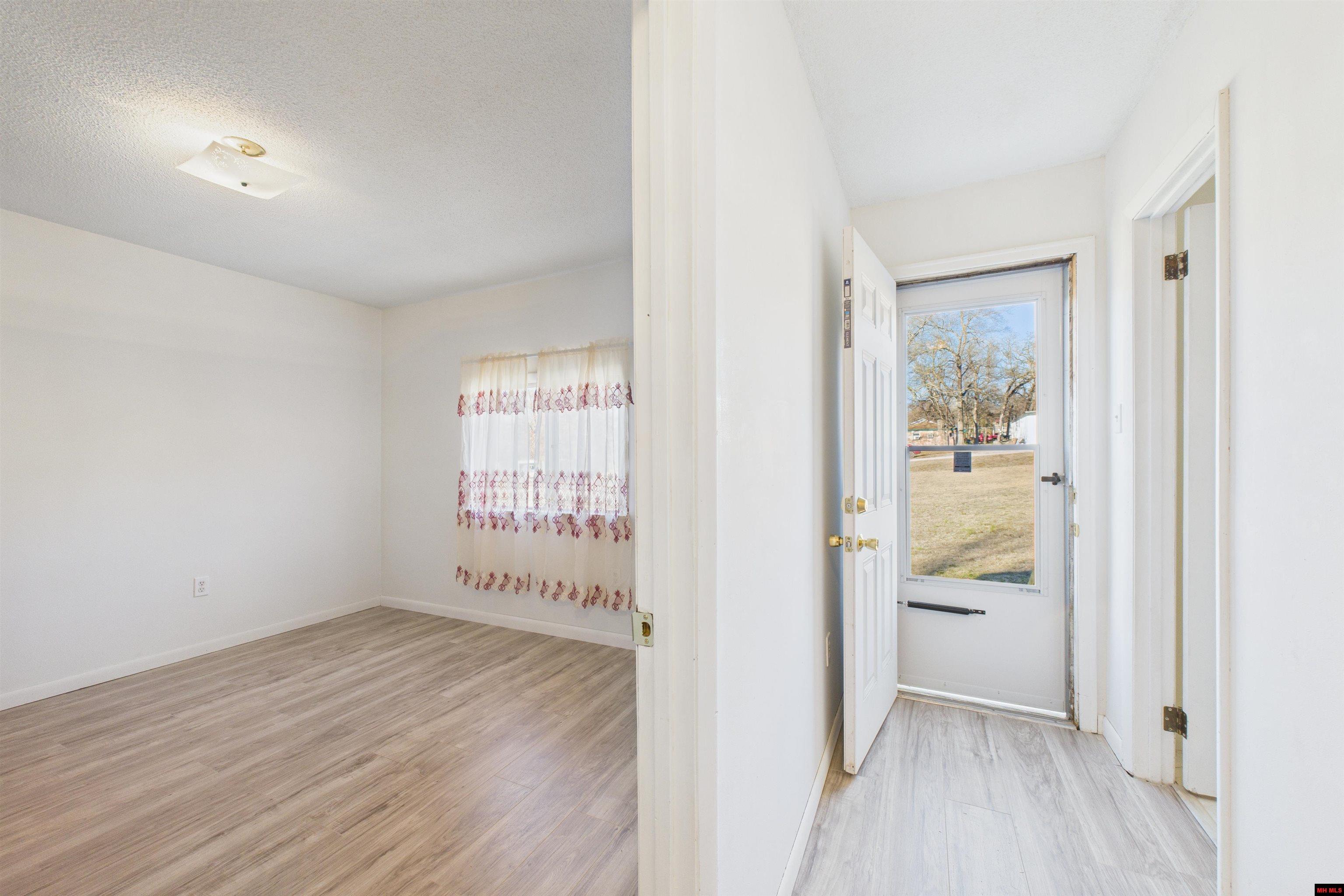 608 ESTES AVENUE Yellville, AR