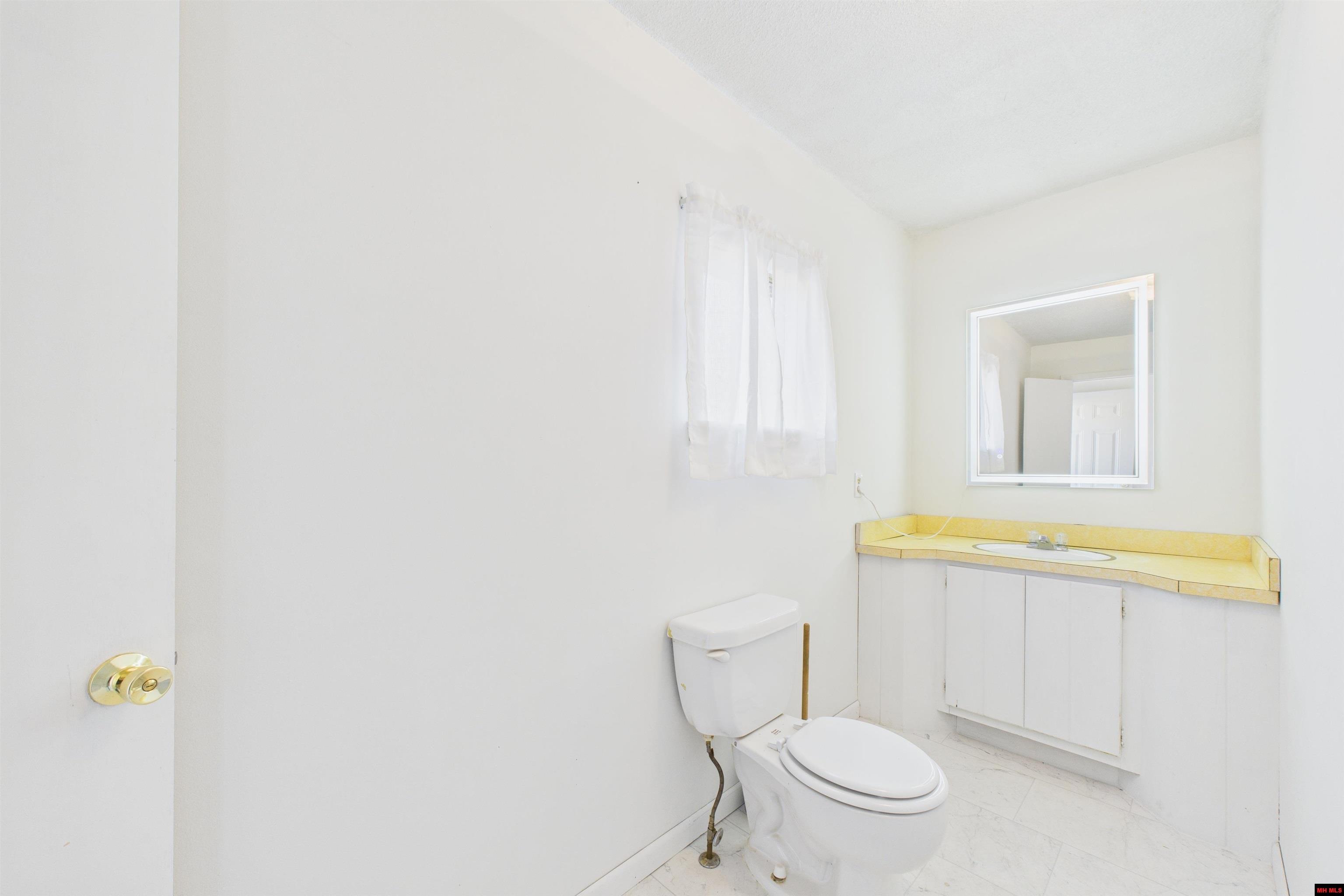 608 ESTES AVENUE Yellville, AR