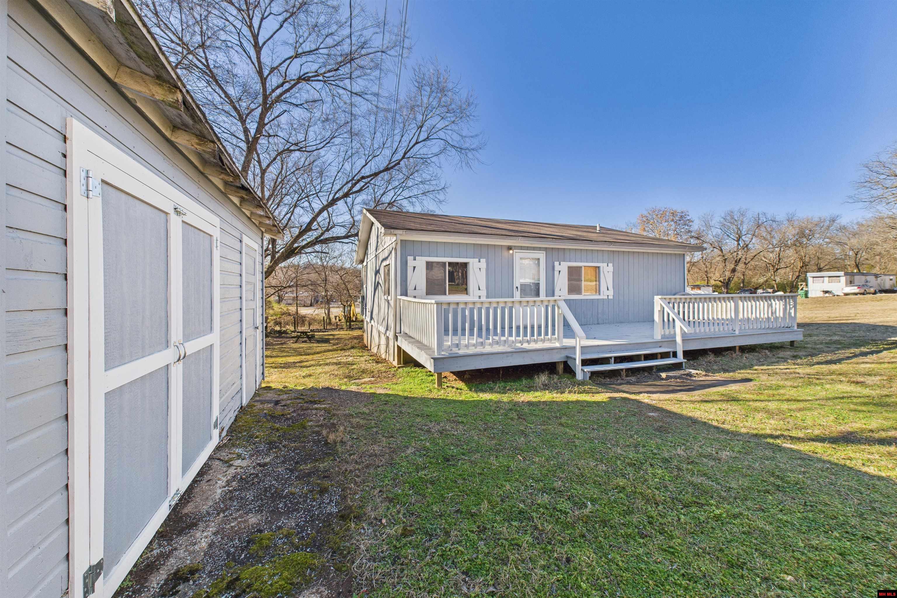 608 ESTES AVENUE Yellville, AR