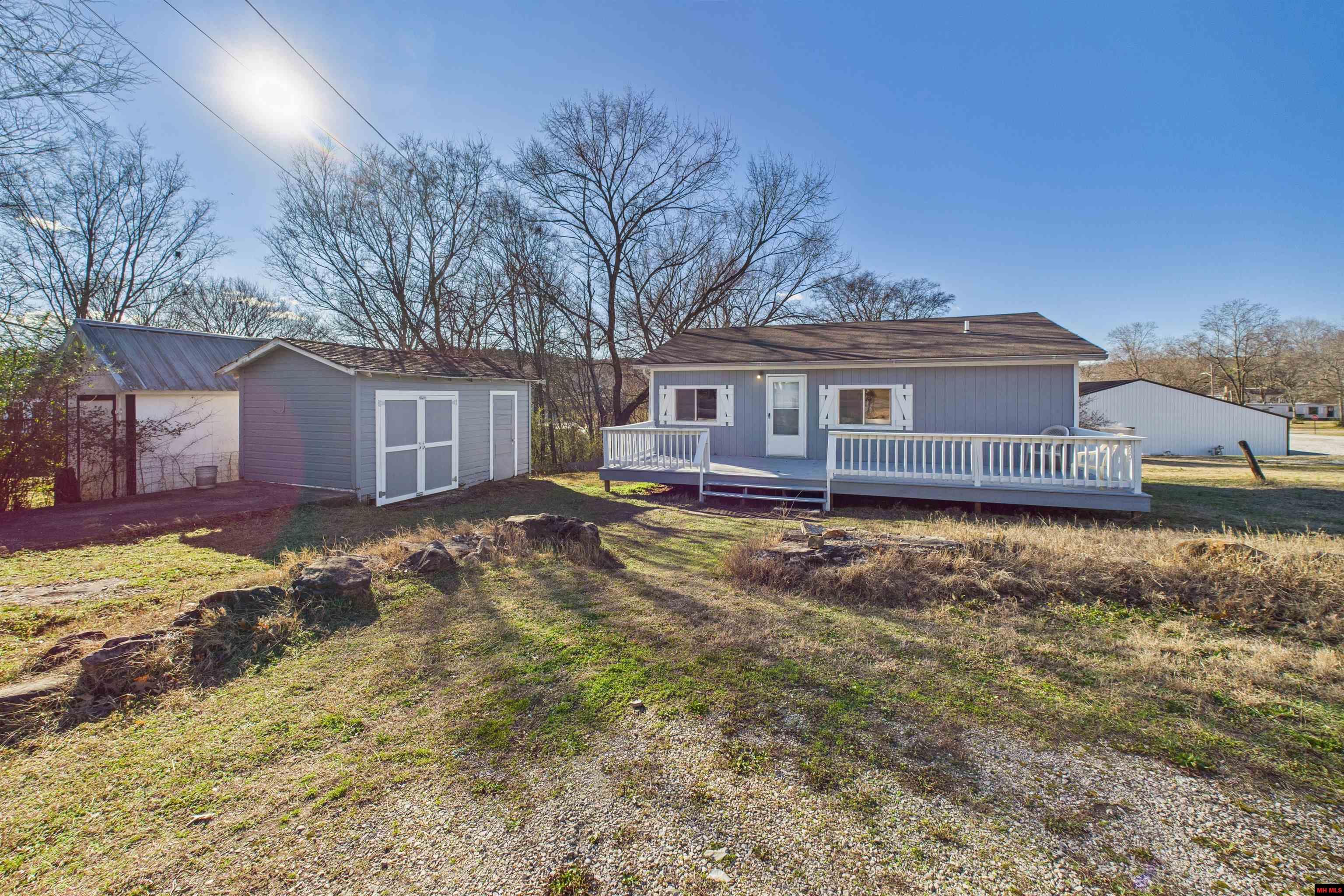 608 ESTES AVENUE Yellville, AR