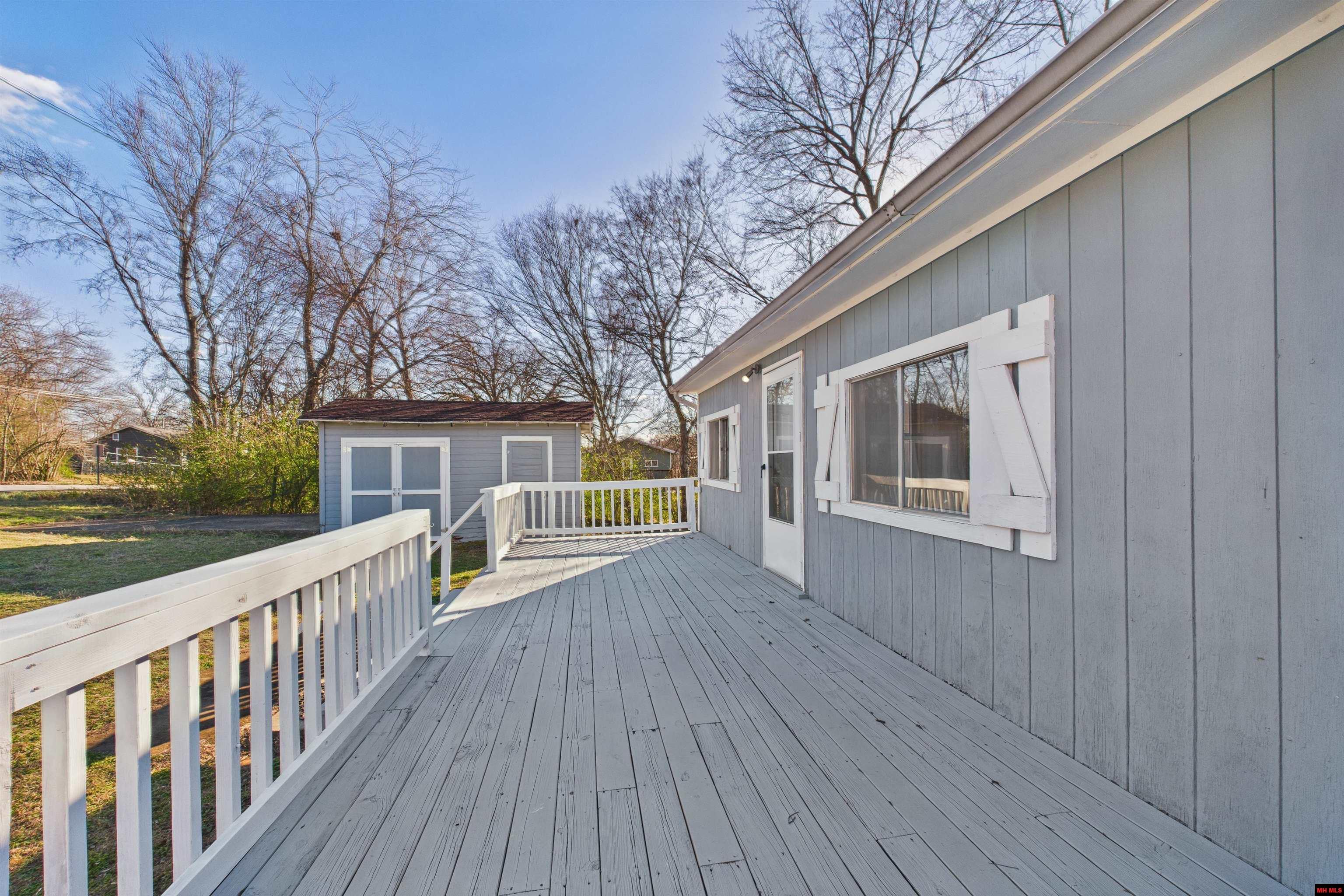 608 ESTES AVENUE Yellville, AR