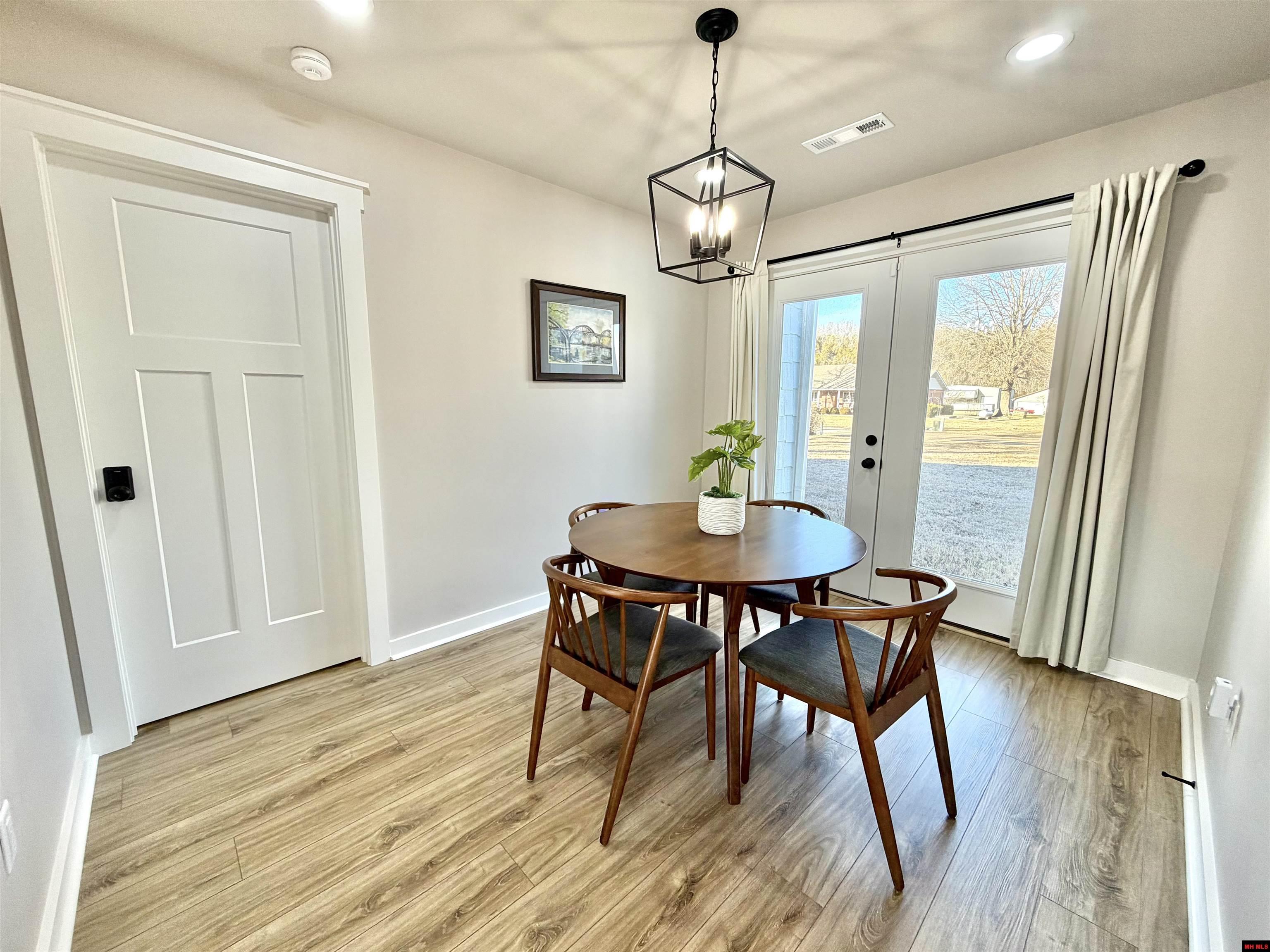 380 Valley Airport Drive