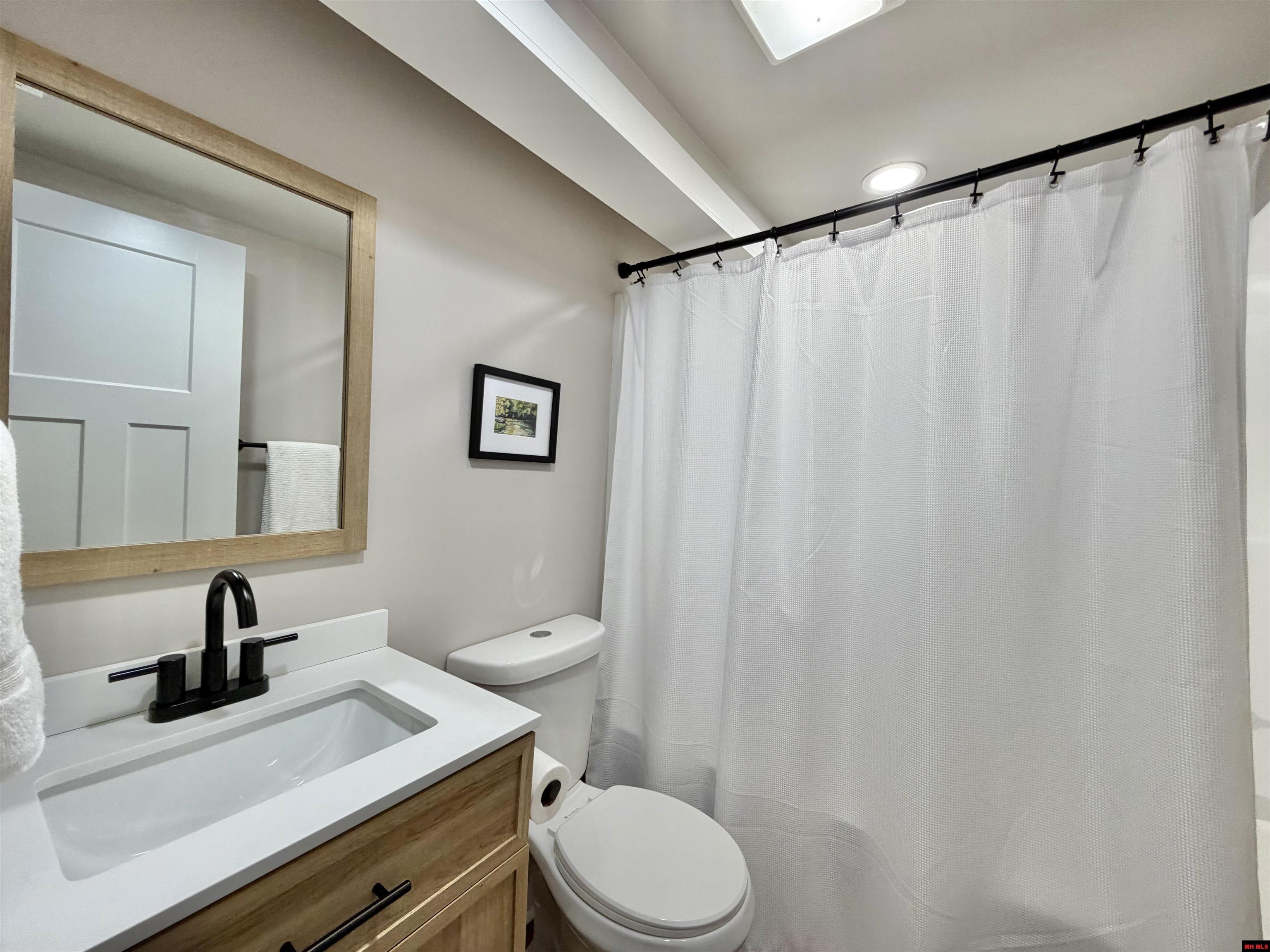 380 Valley Airport Drive