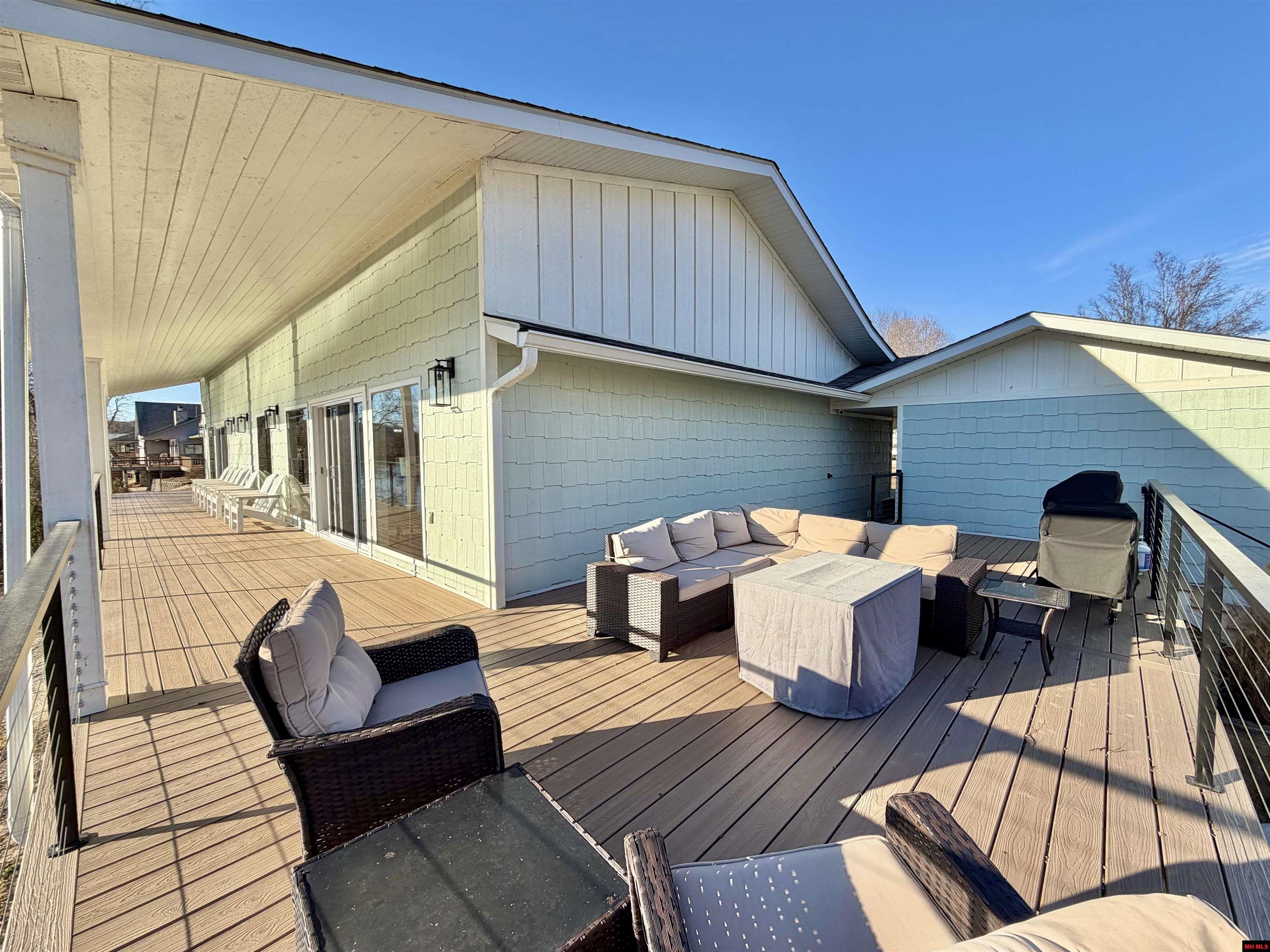 380 Valley Airport Drive