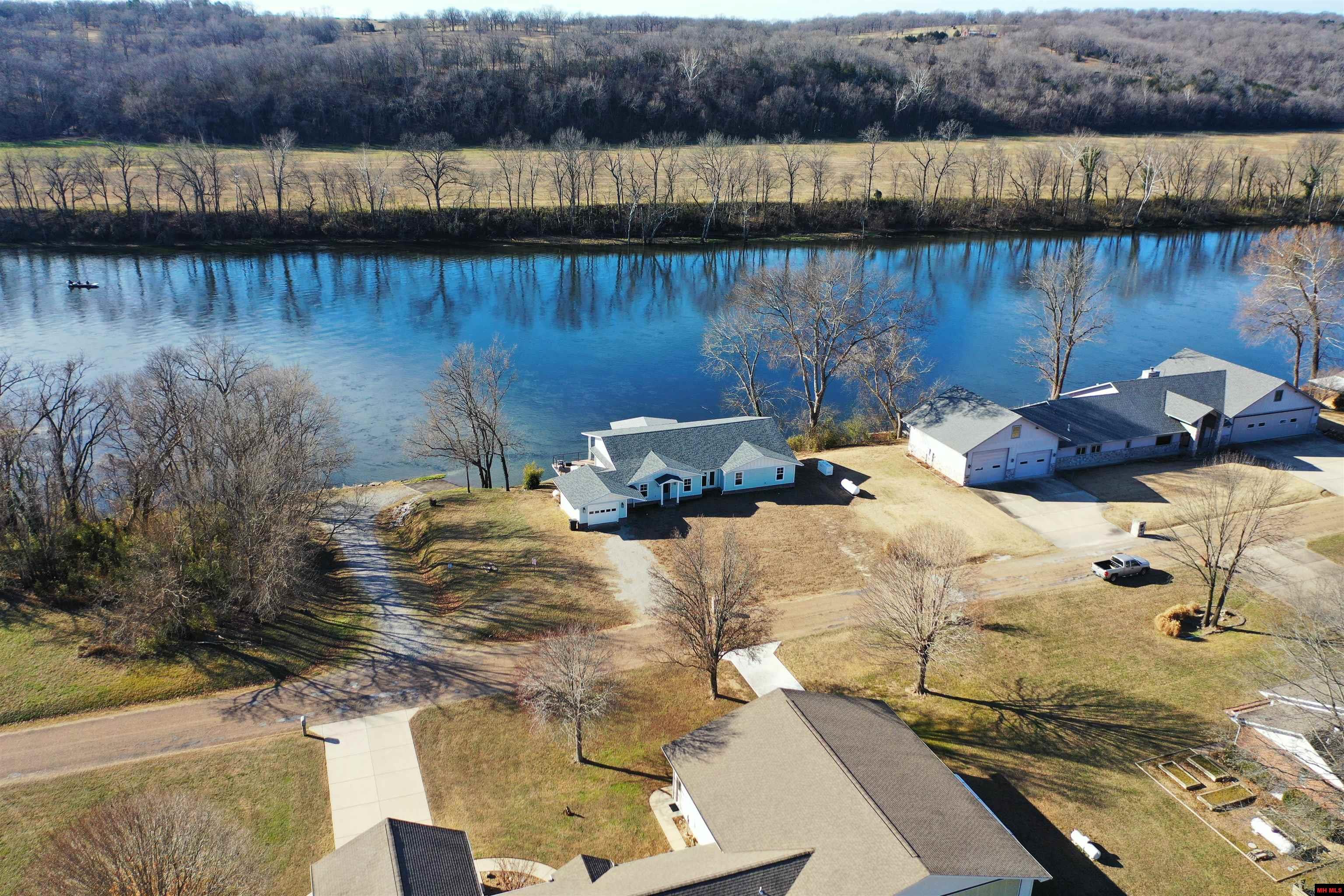 380 Valley Airport Drive