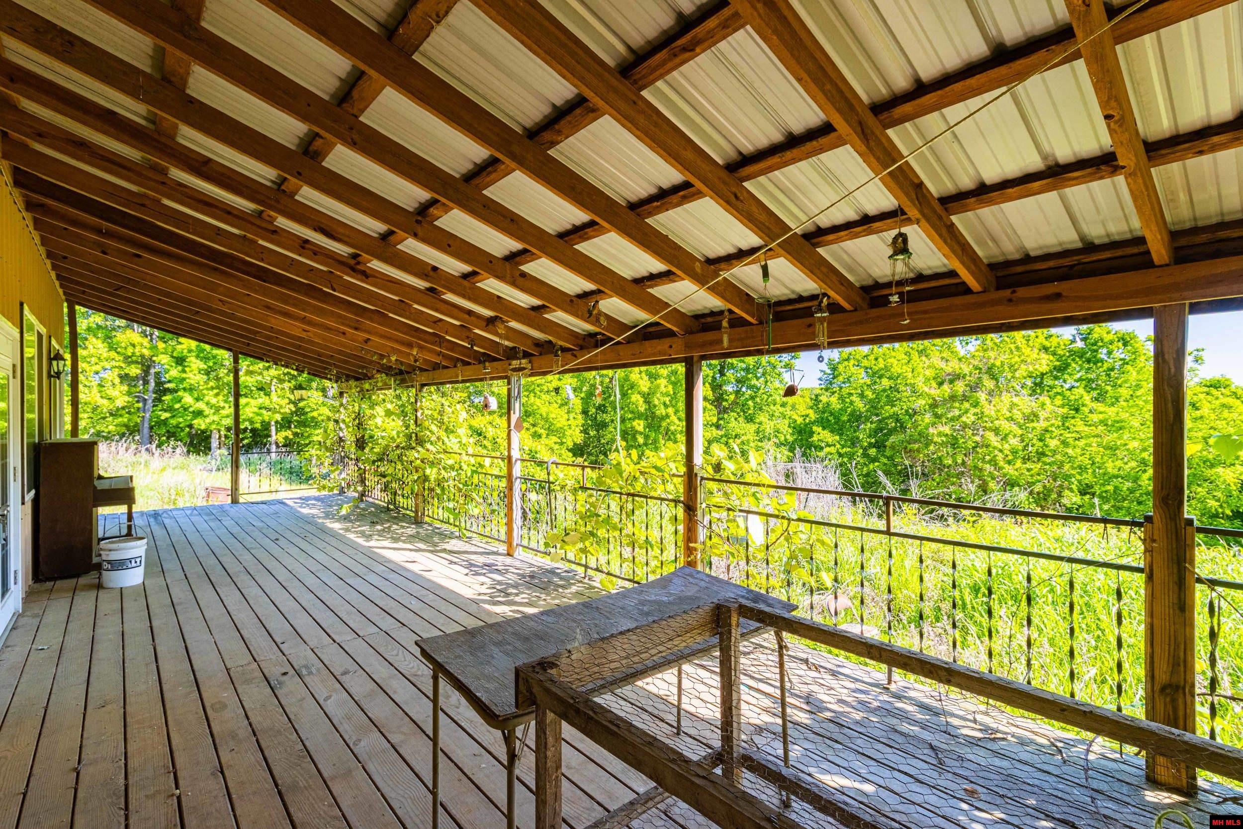 251 COLD MOUNTAIN TERRACE Yellville, AR 72687