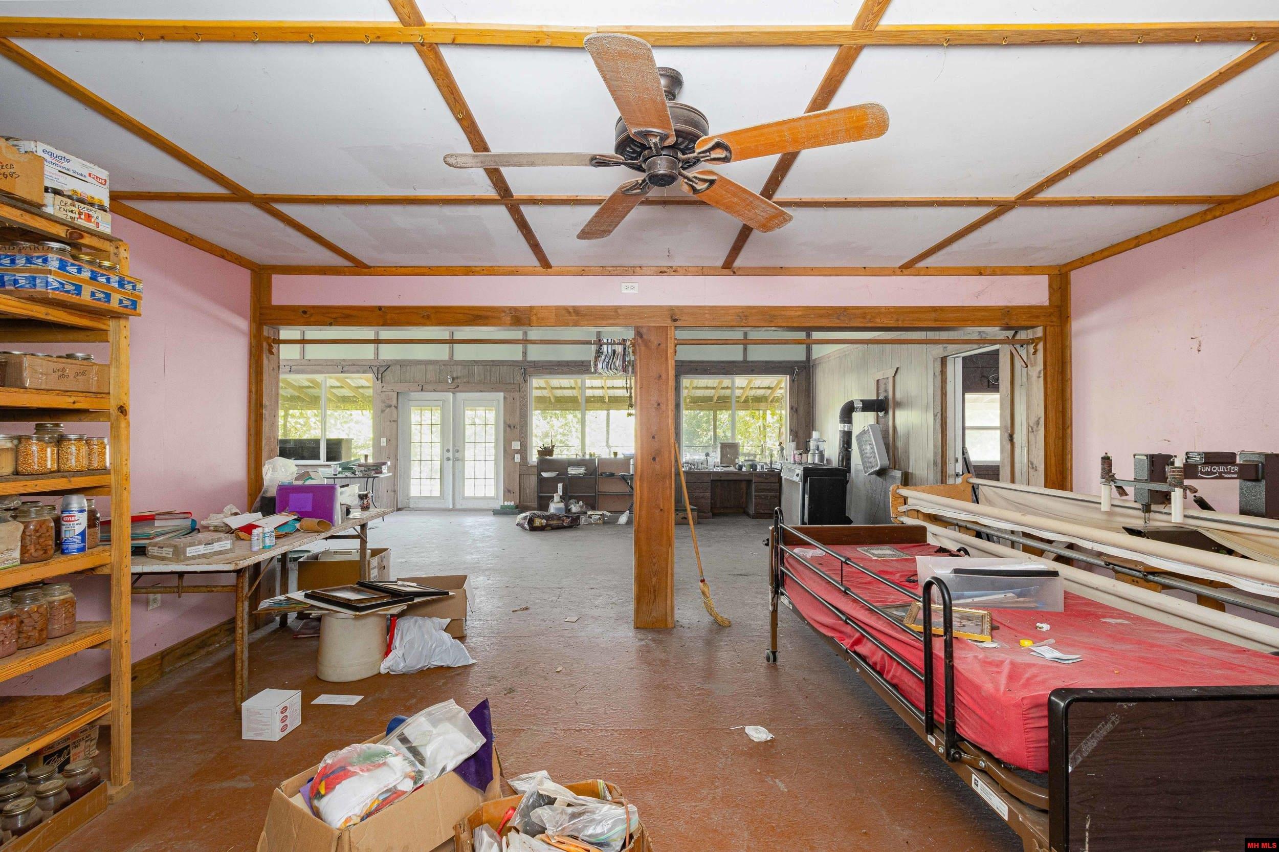 251 COLD MOUNTAIN TERRACE Yellville, AR 72687