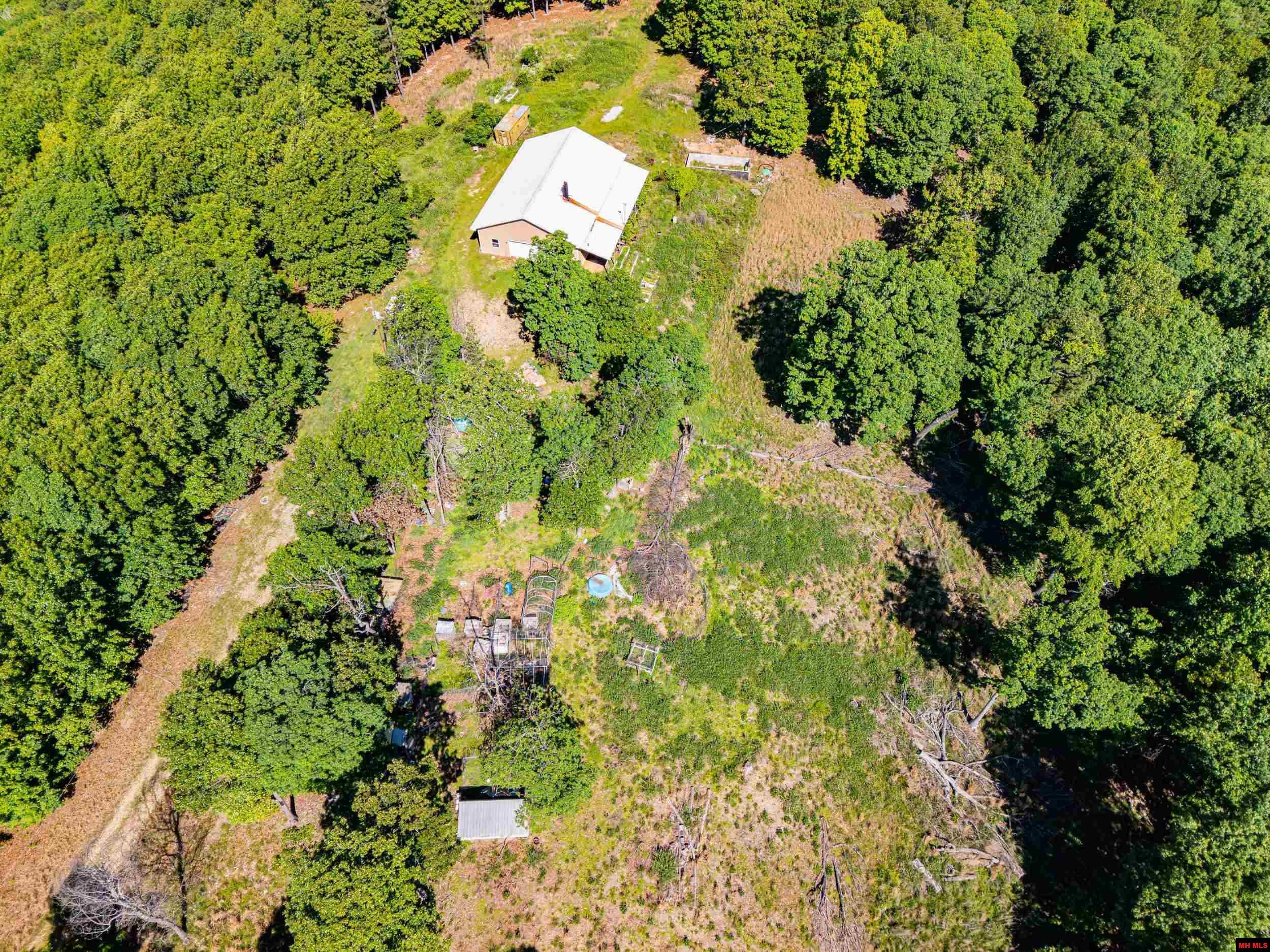 251 COLD MOUNTAIN TERRACE Yellville, AR 72687