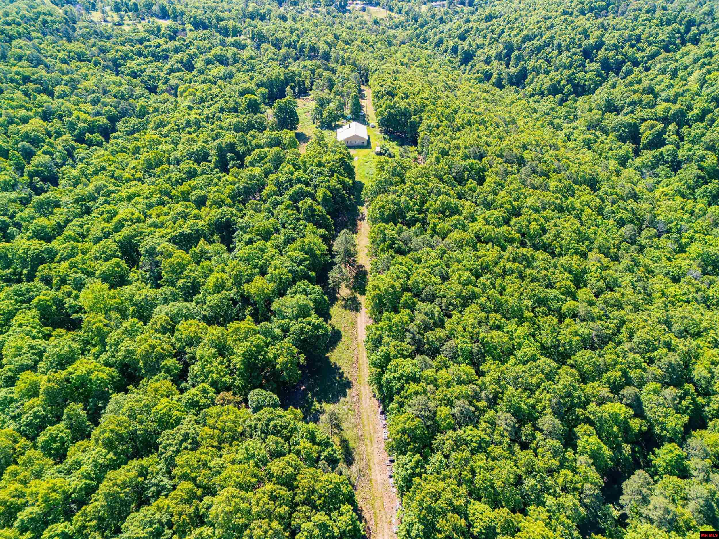 251 COLD MOUNTAIN TERRACE Yellville, AR 72687