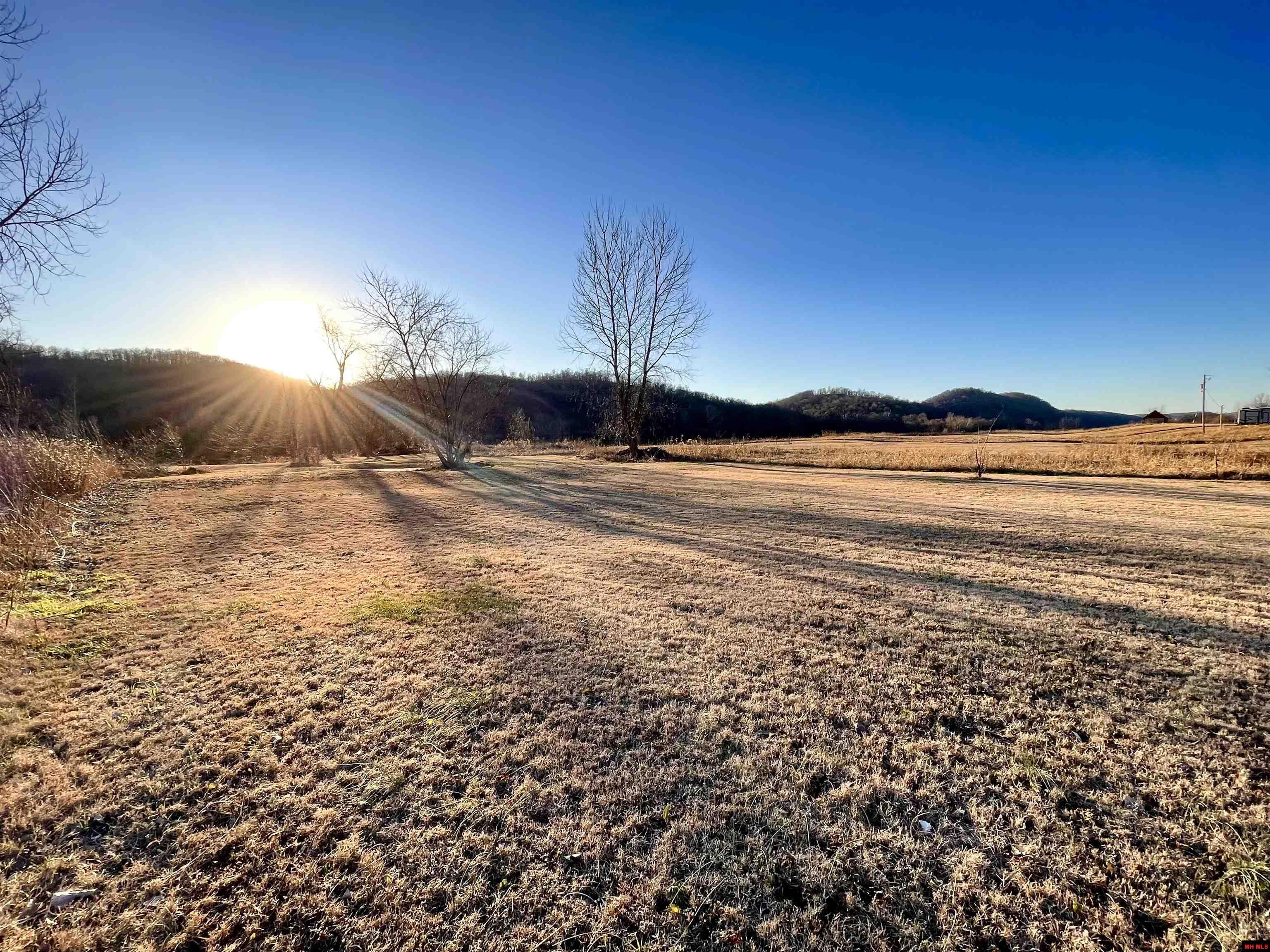 451 White River Landing