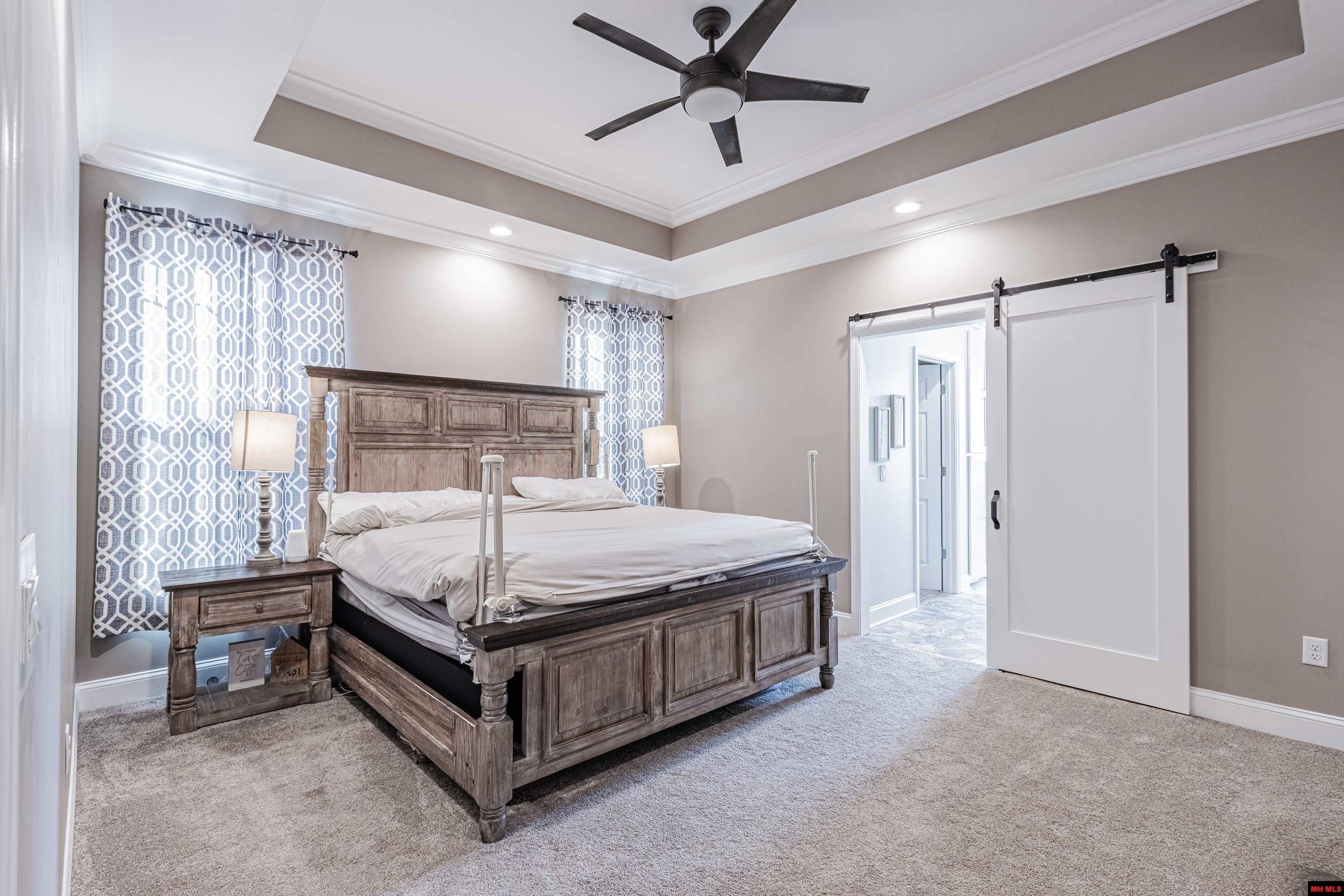 1216 Chestnut Hills Drive