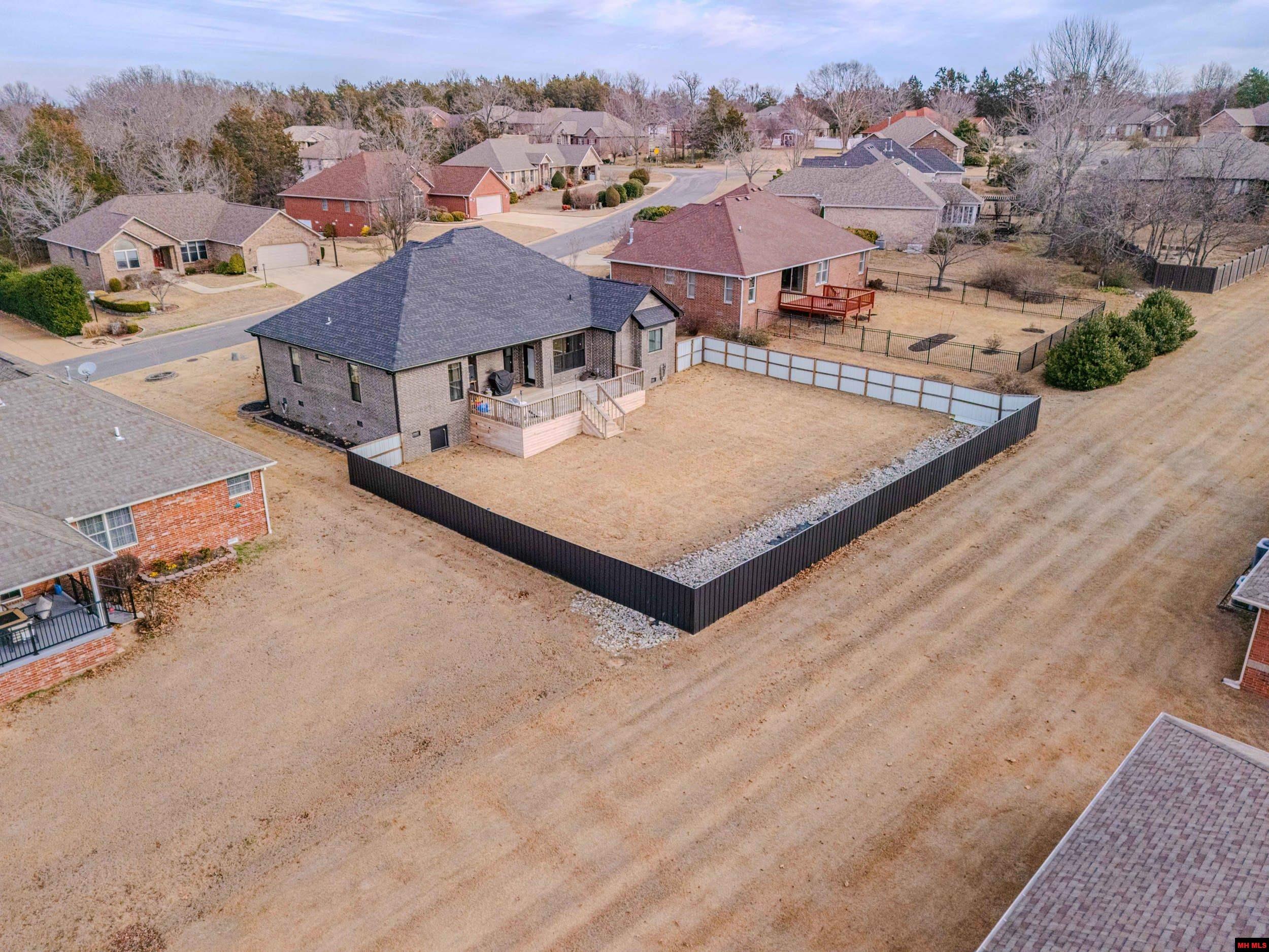 1216 Chestnut Hills Drive