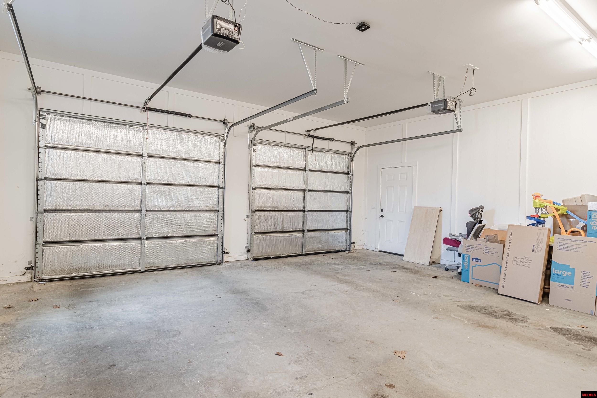 1216 Chestnut Hills Drive