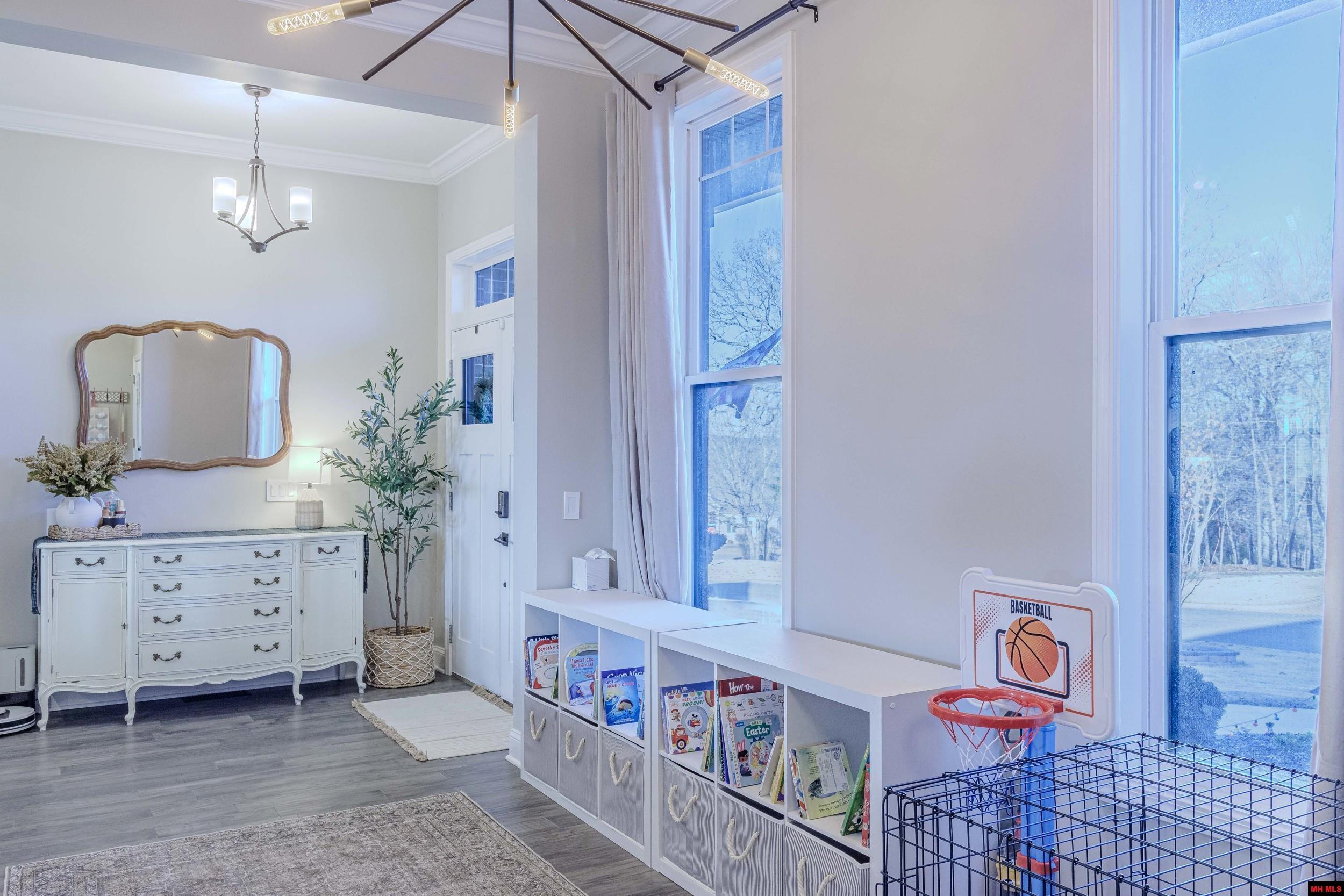 1216 Chestnut Hills Drive