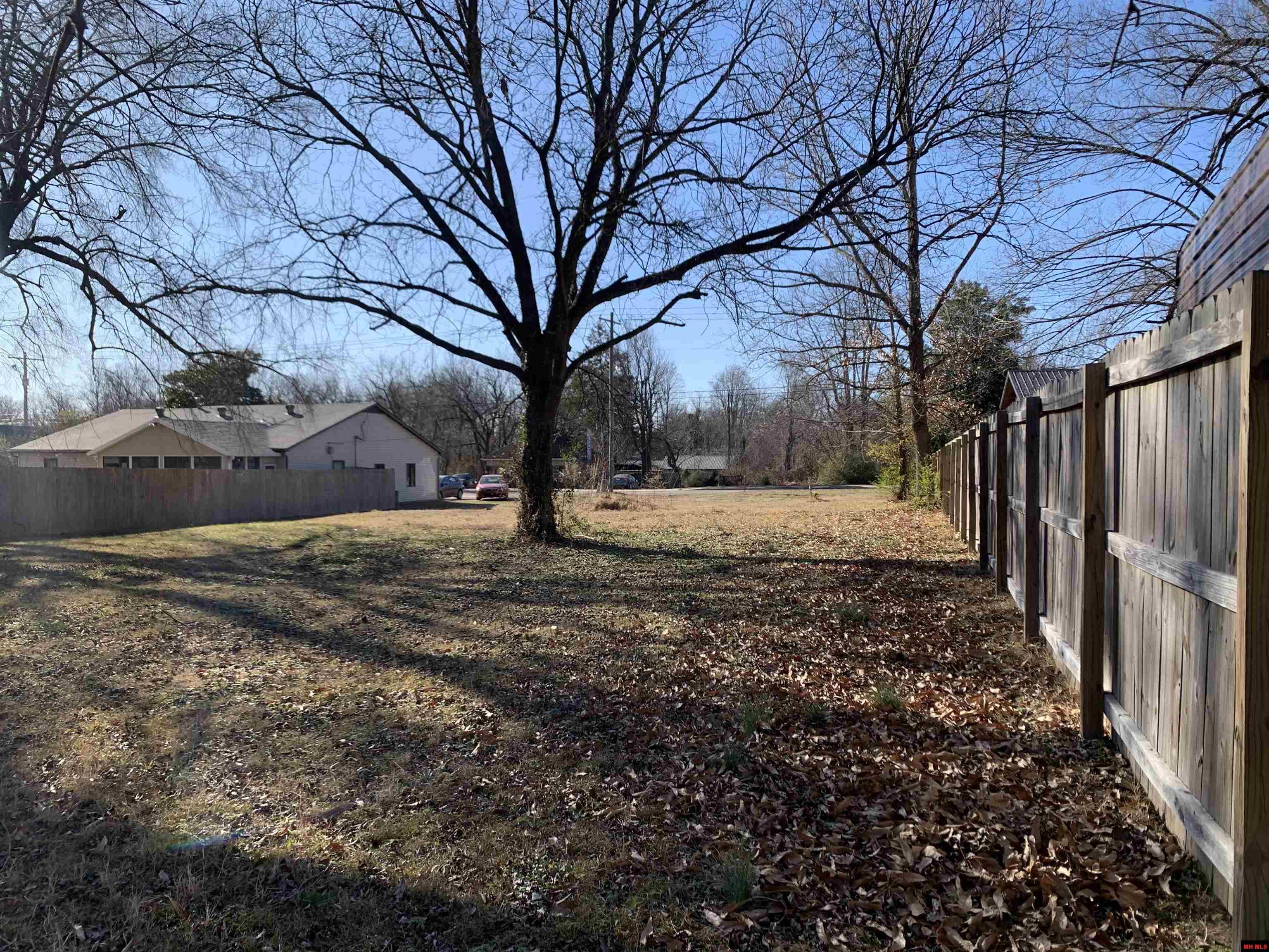 1039 S College Street