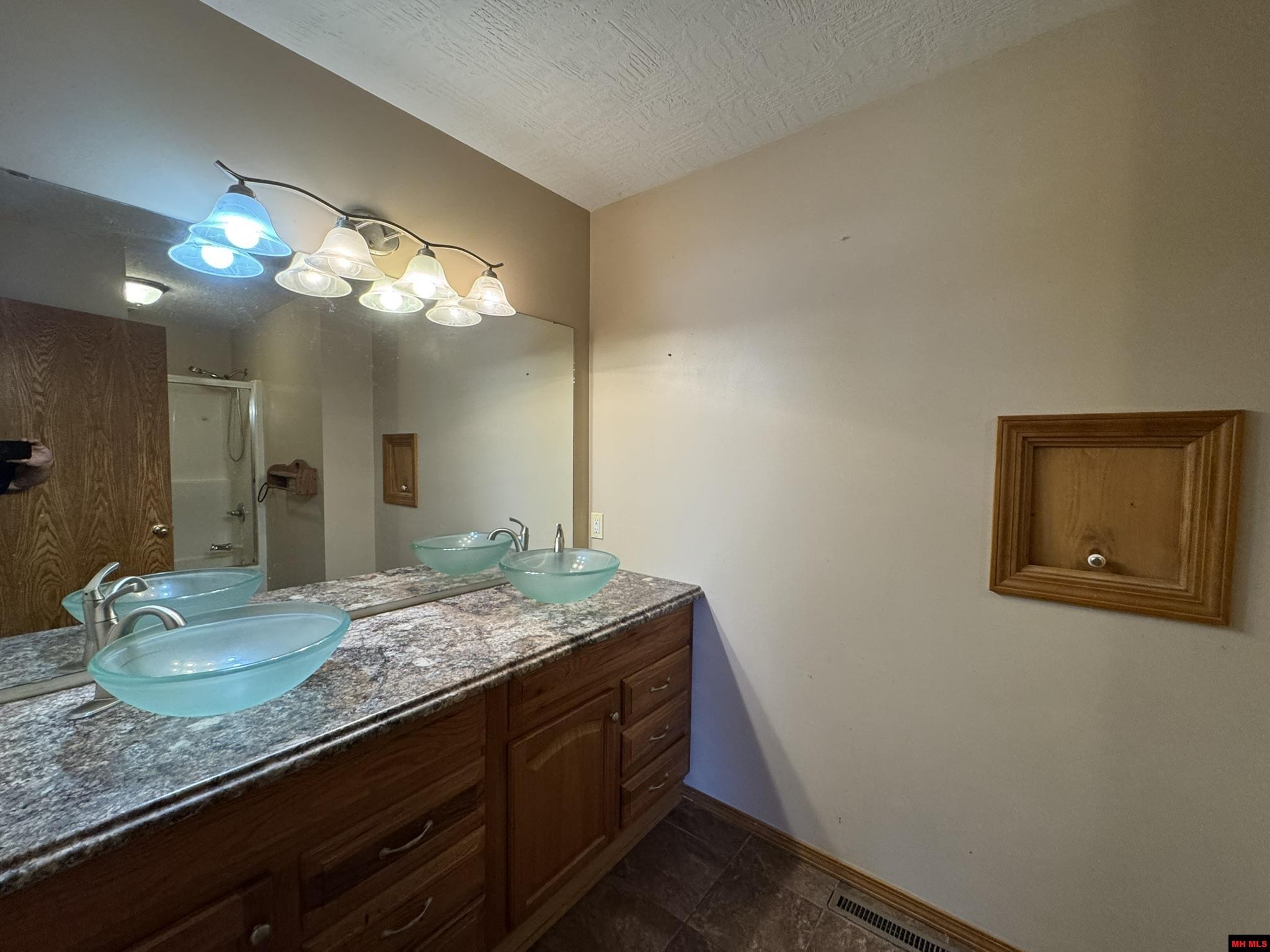 321 COOPER STREET Mountain Home, AR 72653
