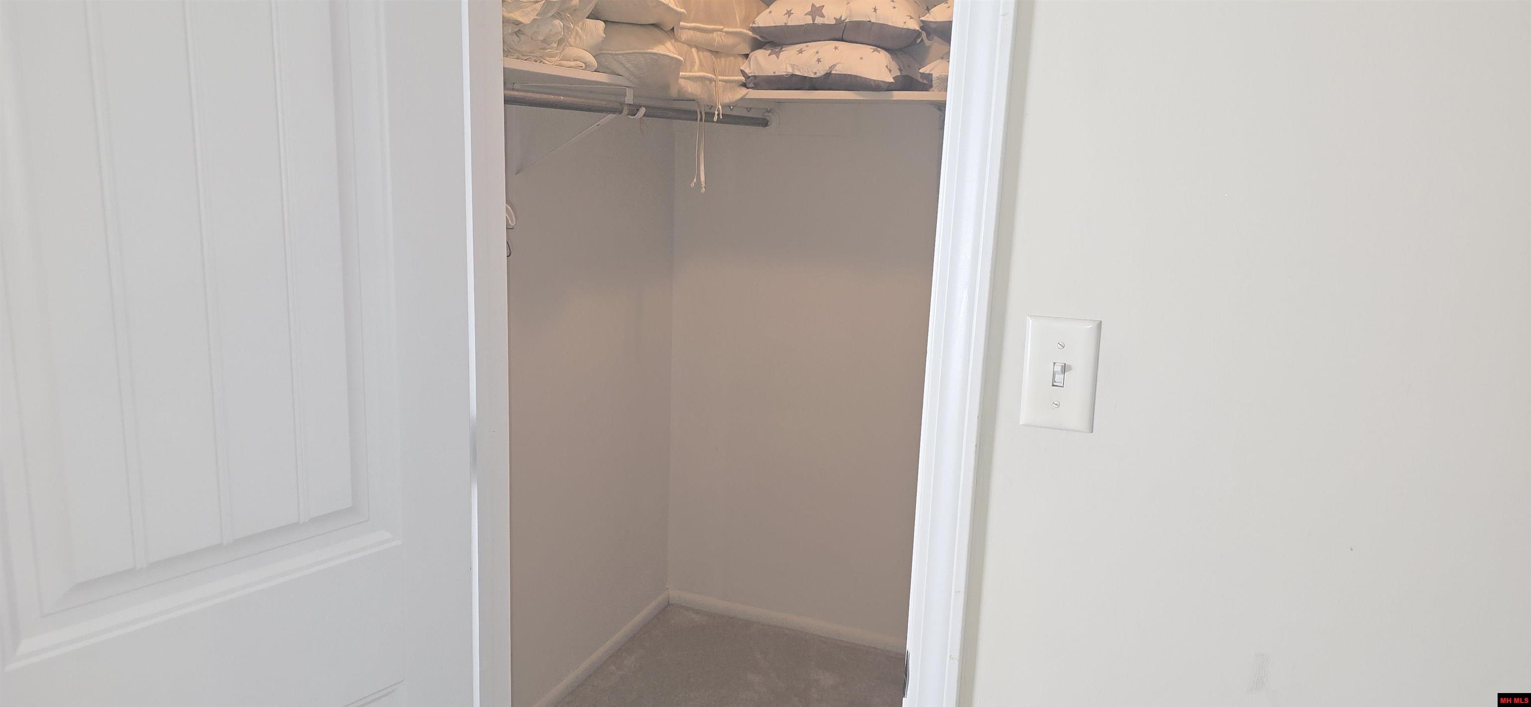 1095 Hickory Flats Lane