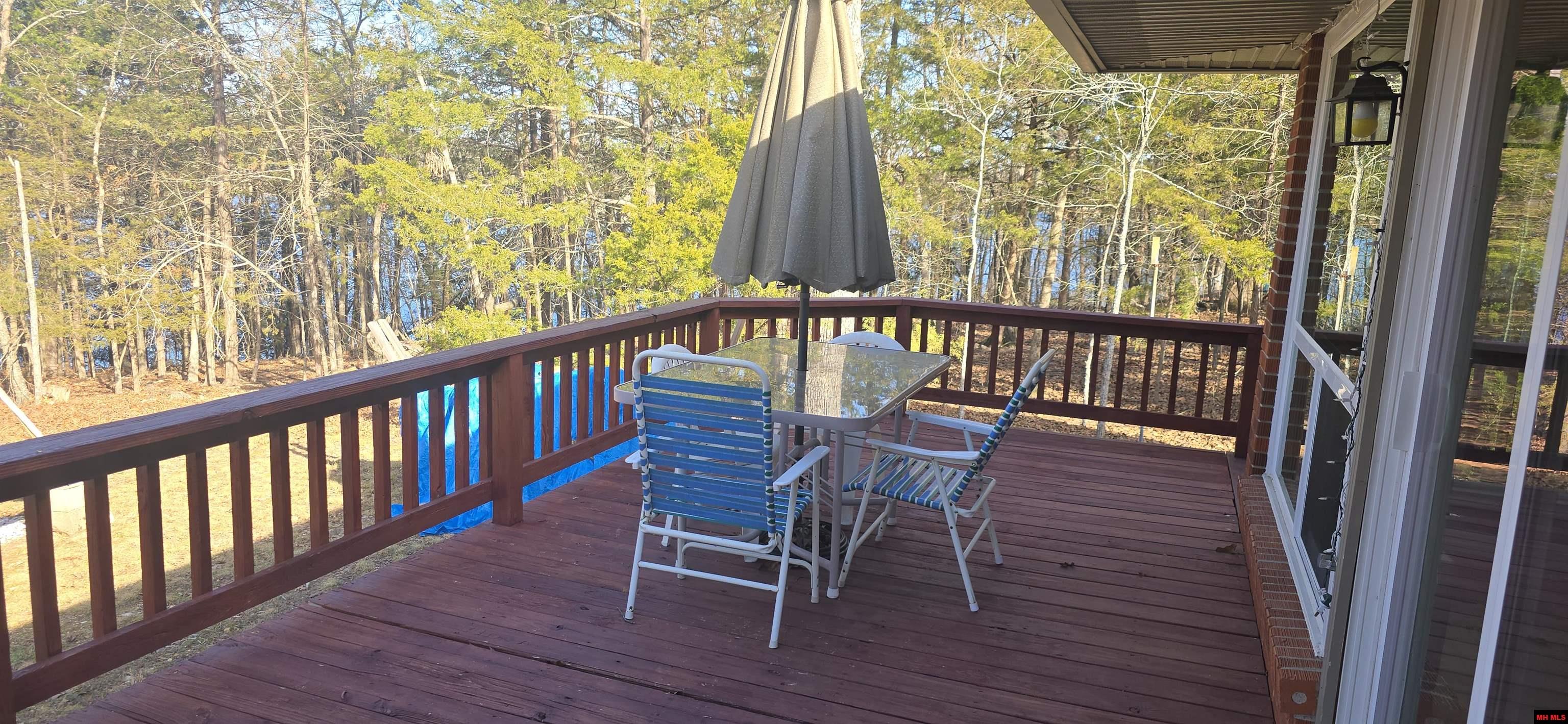 1095 Hickory Flats Lane