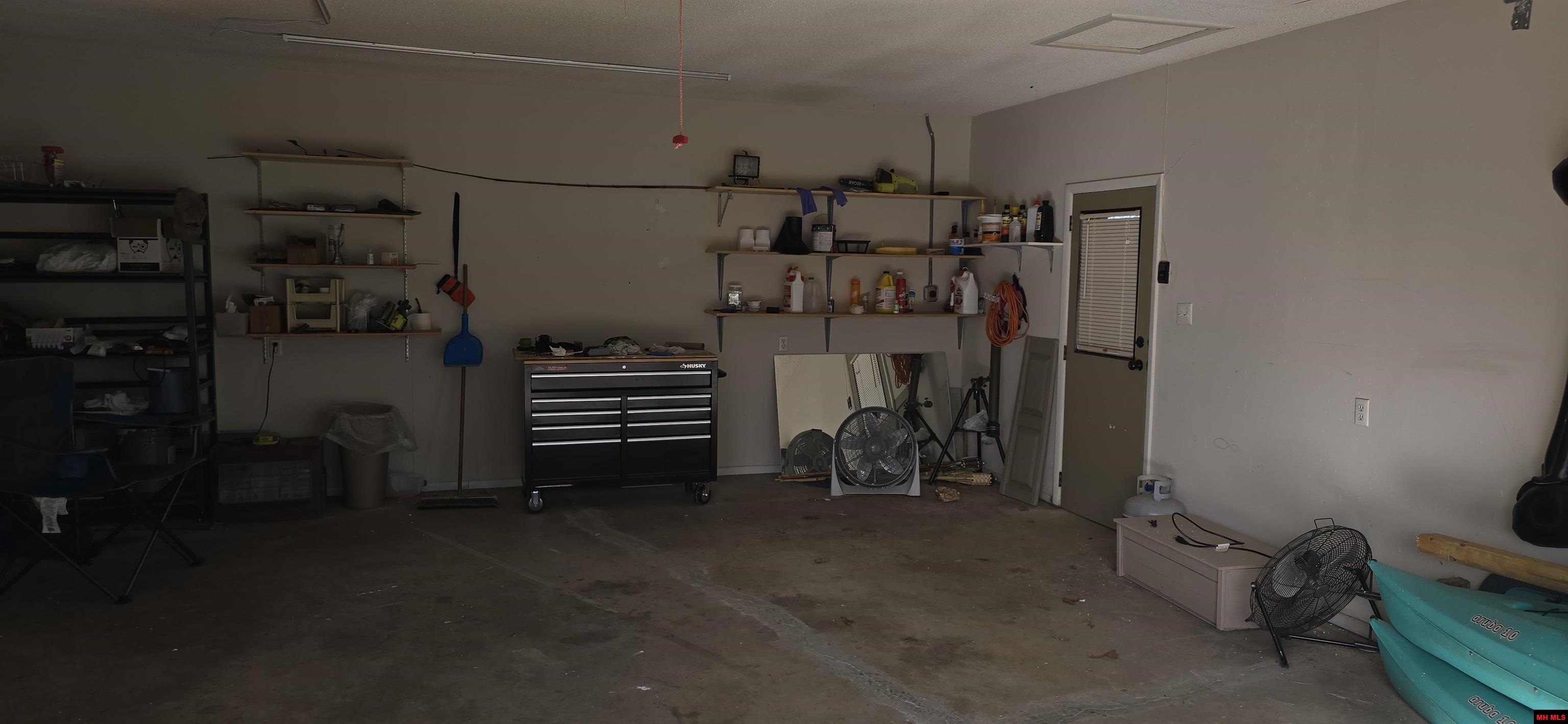 1095 Hickory Flats Lane