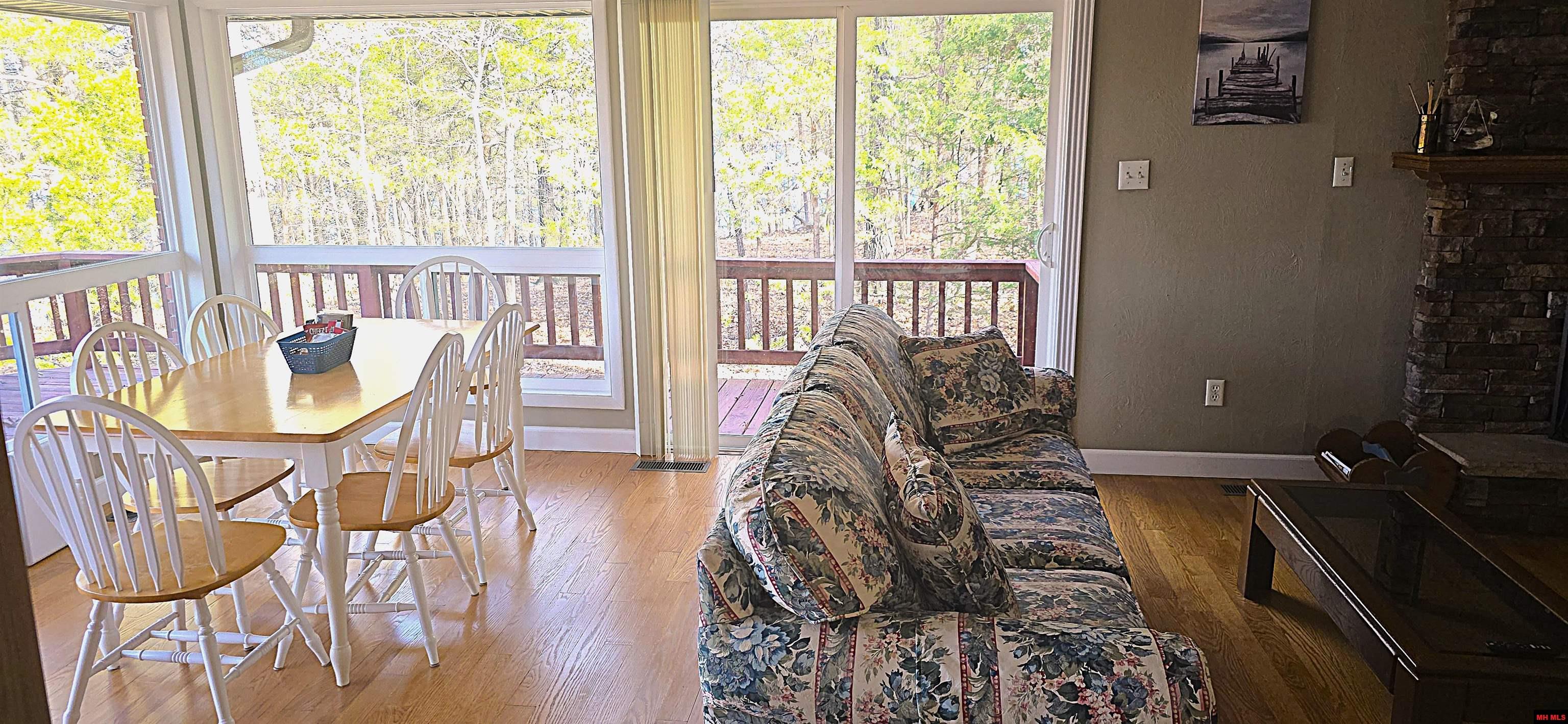 1095 Hickory Flats Lane