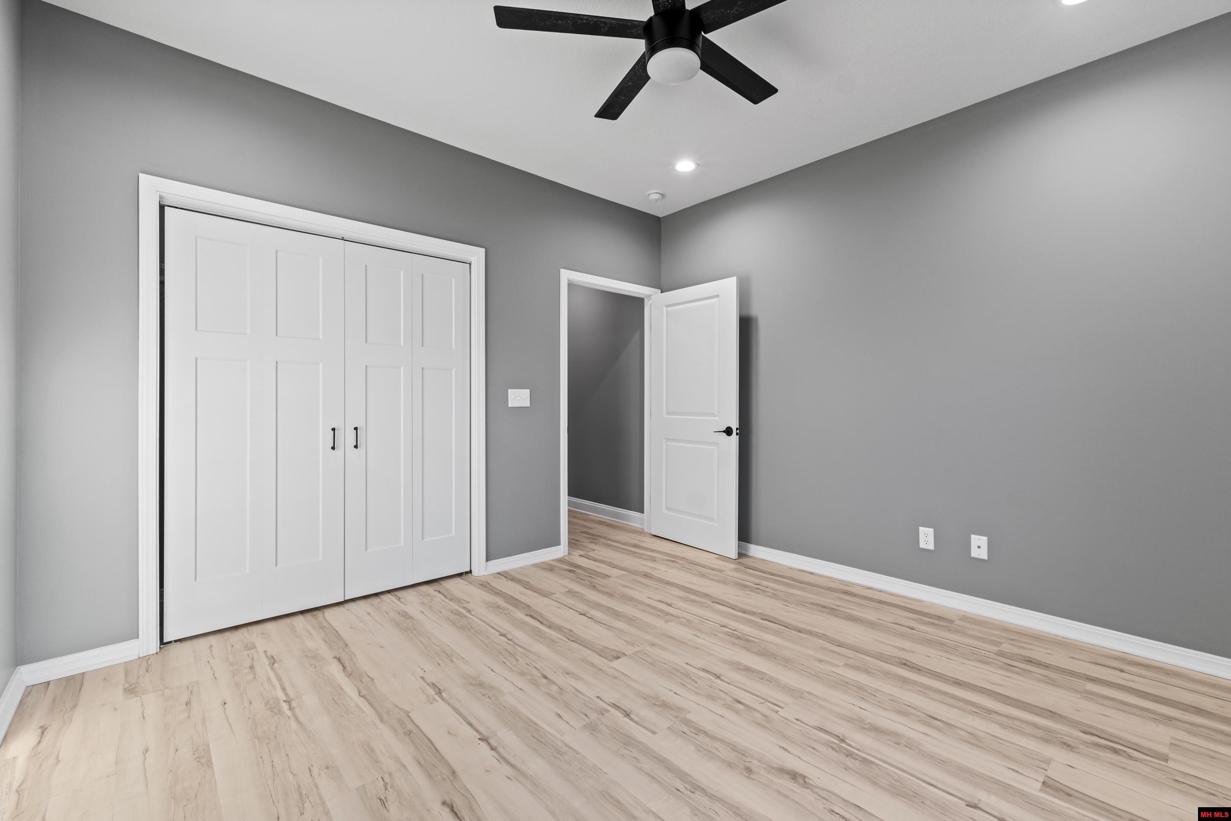 1368 Hampshire Circle