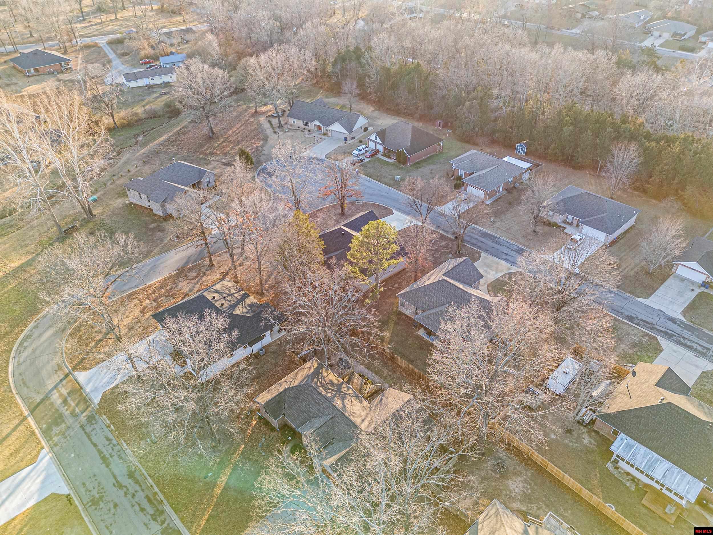 1368 Hampshire Circle