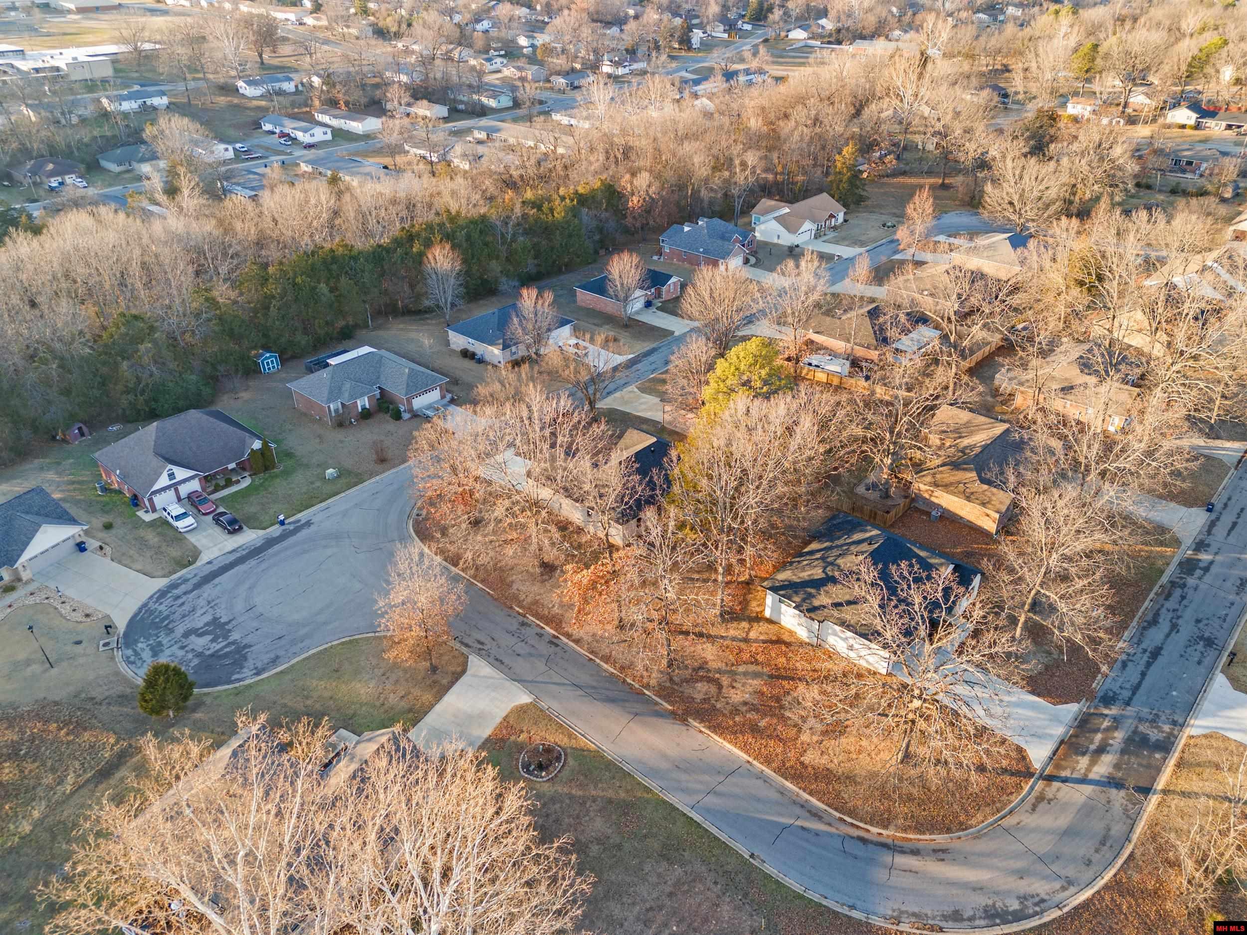 1368 Hampshire Circle