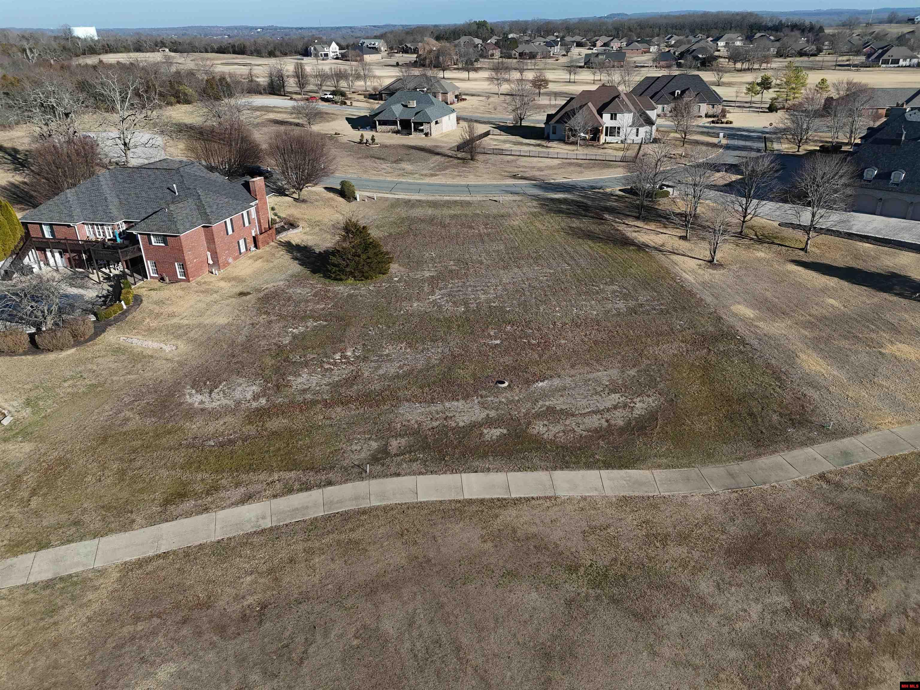 007-03285-067 Spy Glass Circle