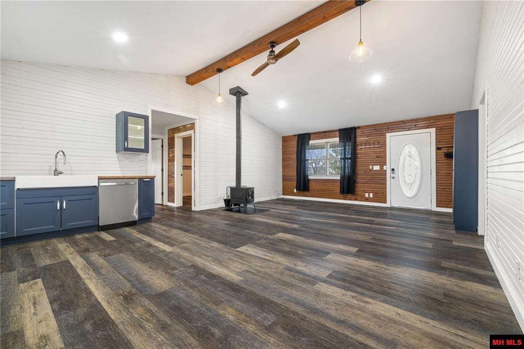 7590 Orchard Point Road