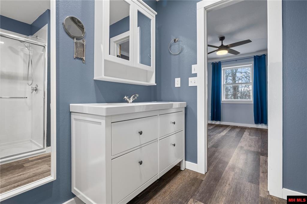 7590 Orchard Point Road