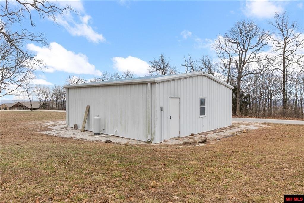 7590 Orchard Point Road